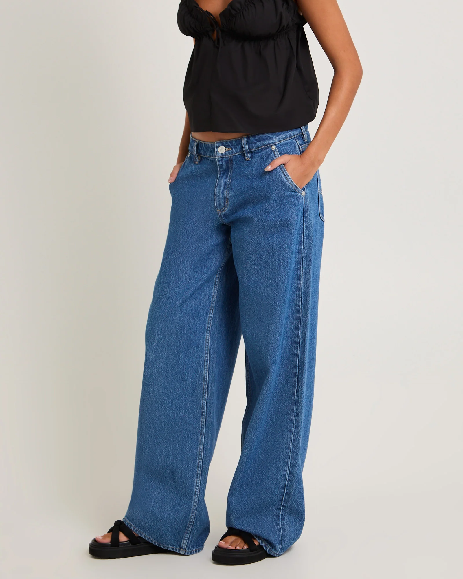Low Slouch Jeans - Image 4