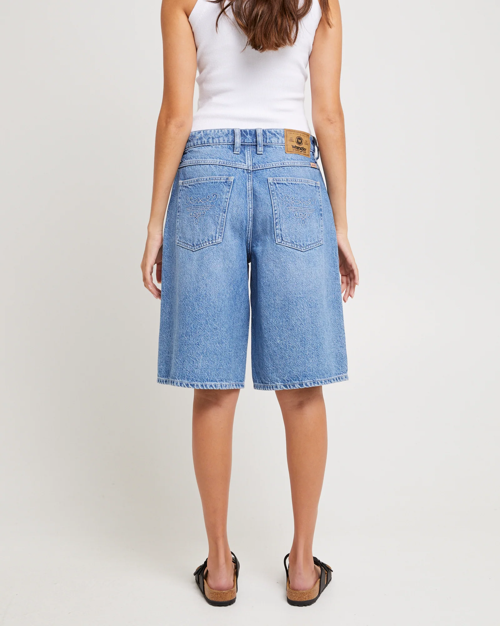 Low Stevie Relaxed Denim Jorts - Image 2