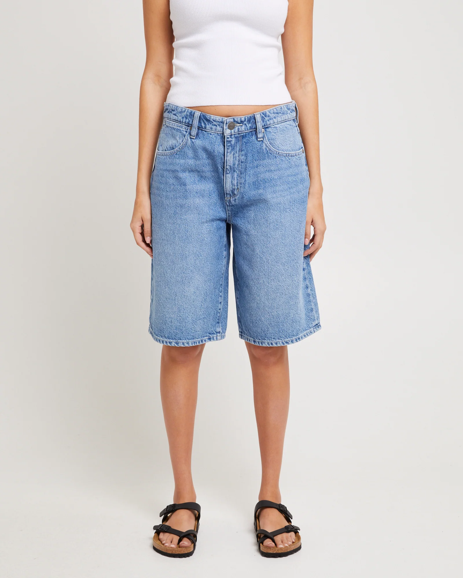 Low Stevie Relaxed Denim Jorts - Image 3