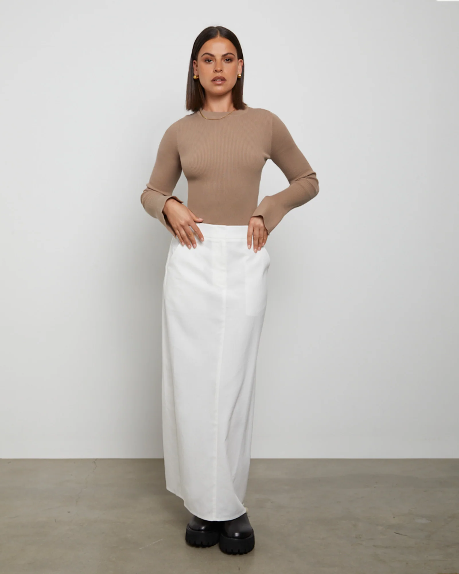 Luxe Knitted Long Sleeve Top in Cocoa Brown - Image 3
