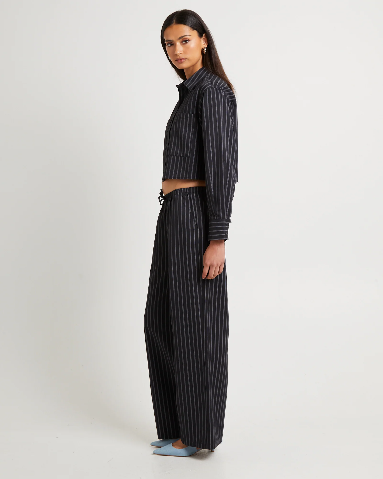 Makara Cropped Shirt - Image 4