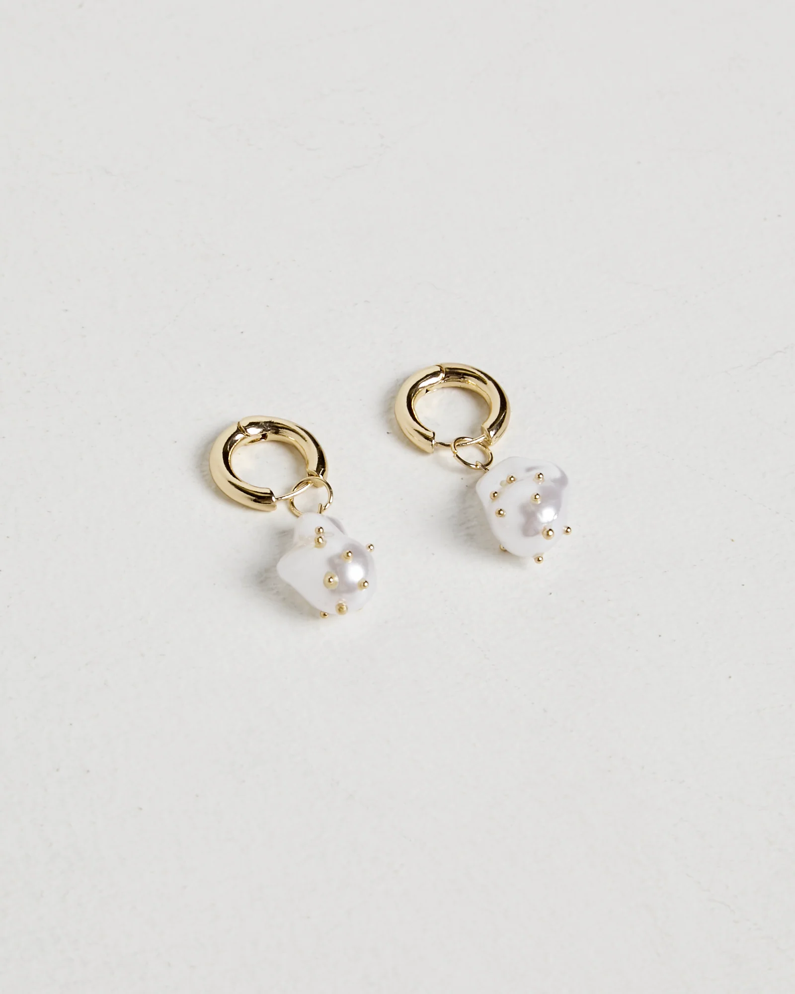 Mallan Pearl Earings - Image 2