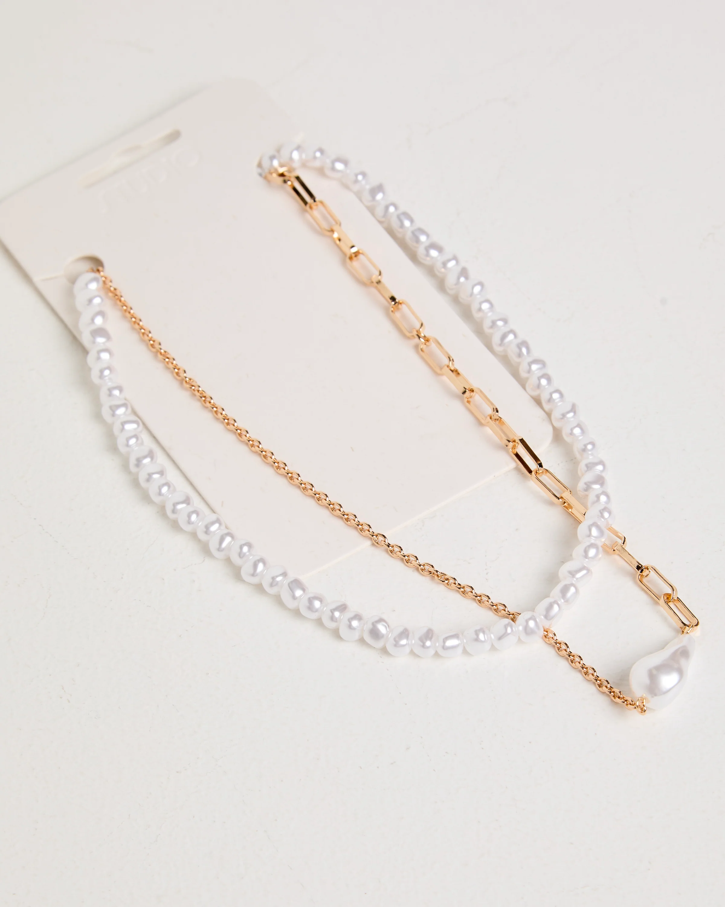 Mallan Pearl Necklace - Image 4