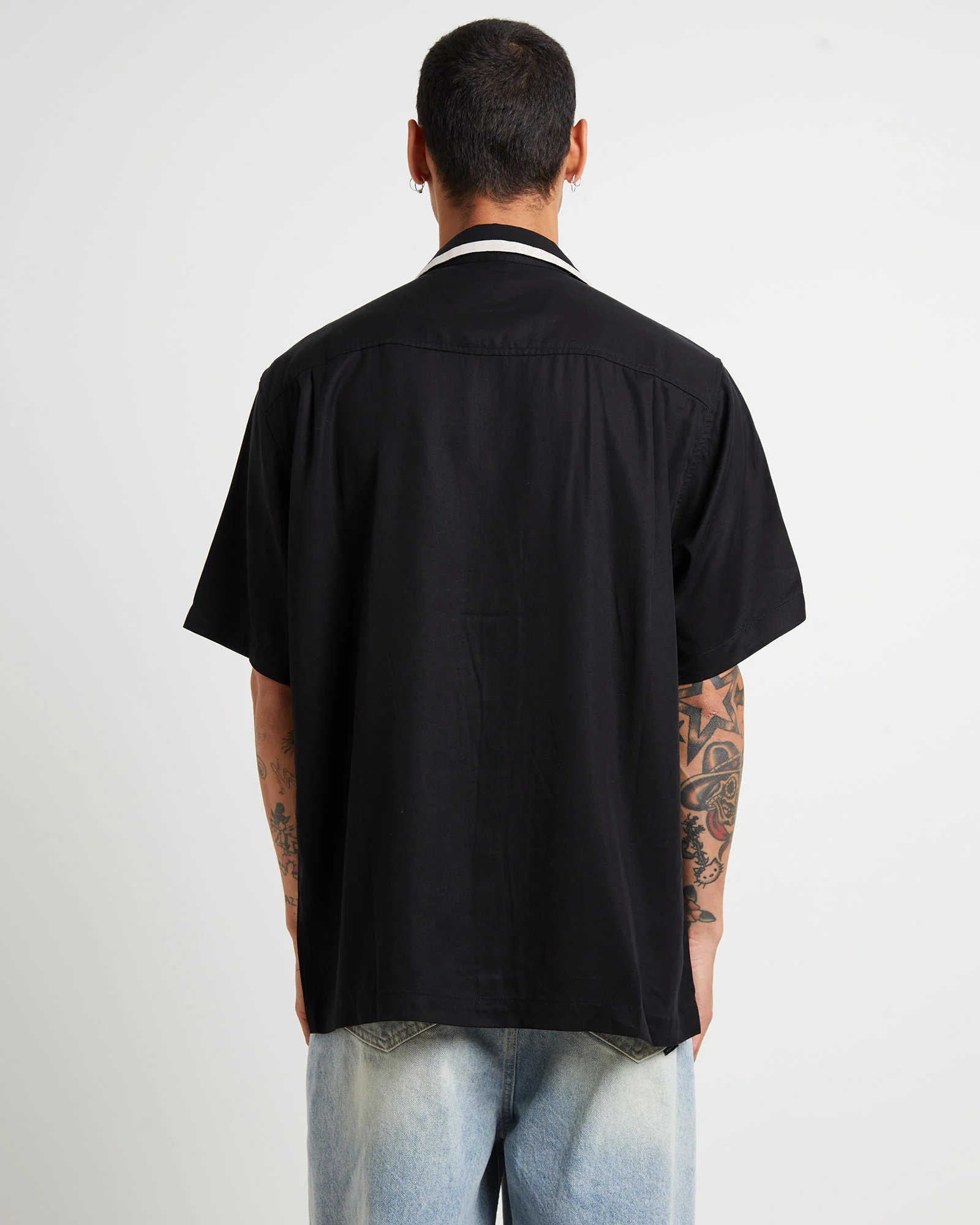 Marilyn Faint Short Sleeve Shirt in Black Oyster - Image 2
