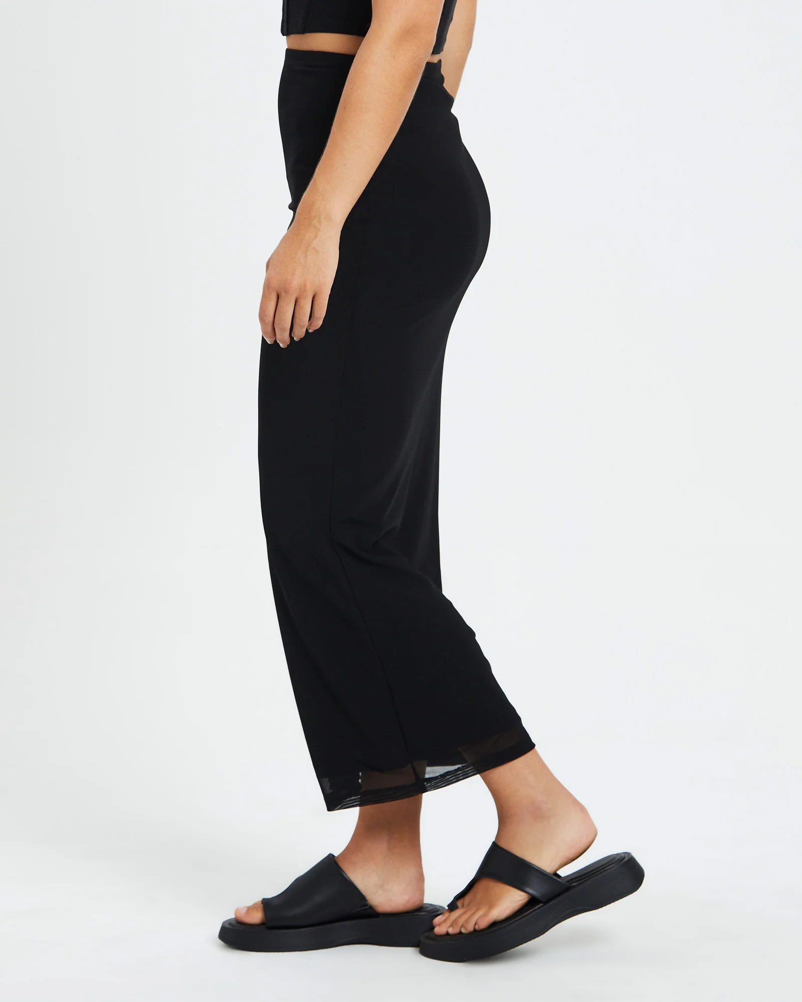 Marley Midi Skirt Black - Image 4