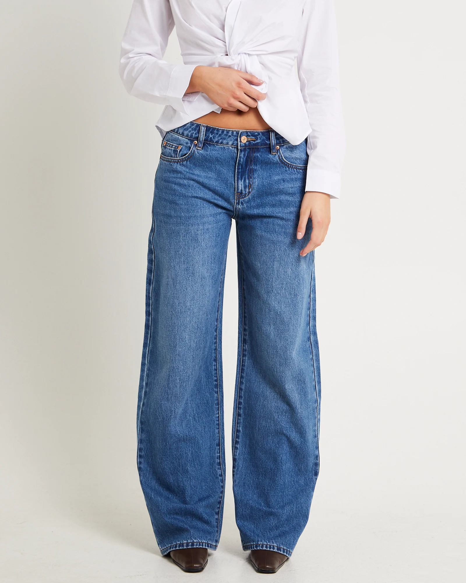 Maylee Low Rise Relaxed Denim Jeans - Image 3