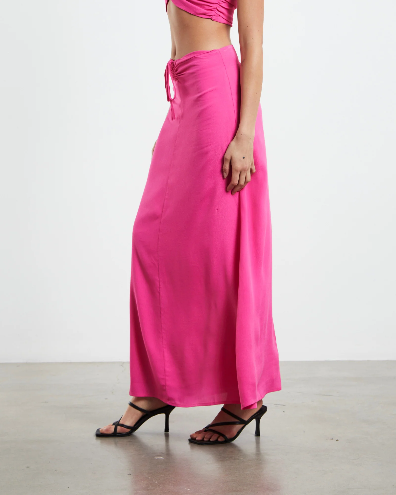 Meadow Skirt Pink - Image 4