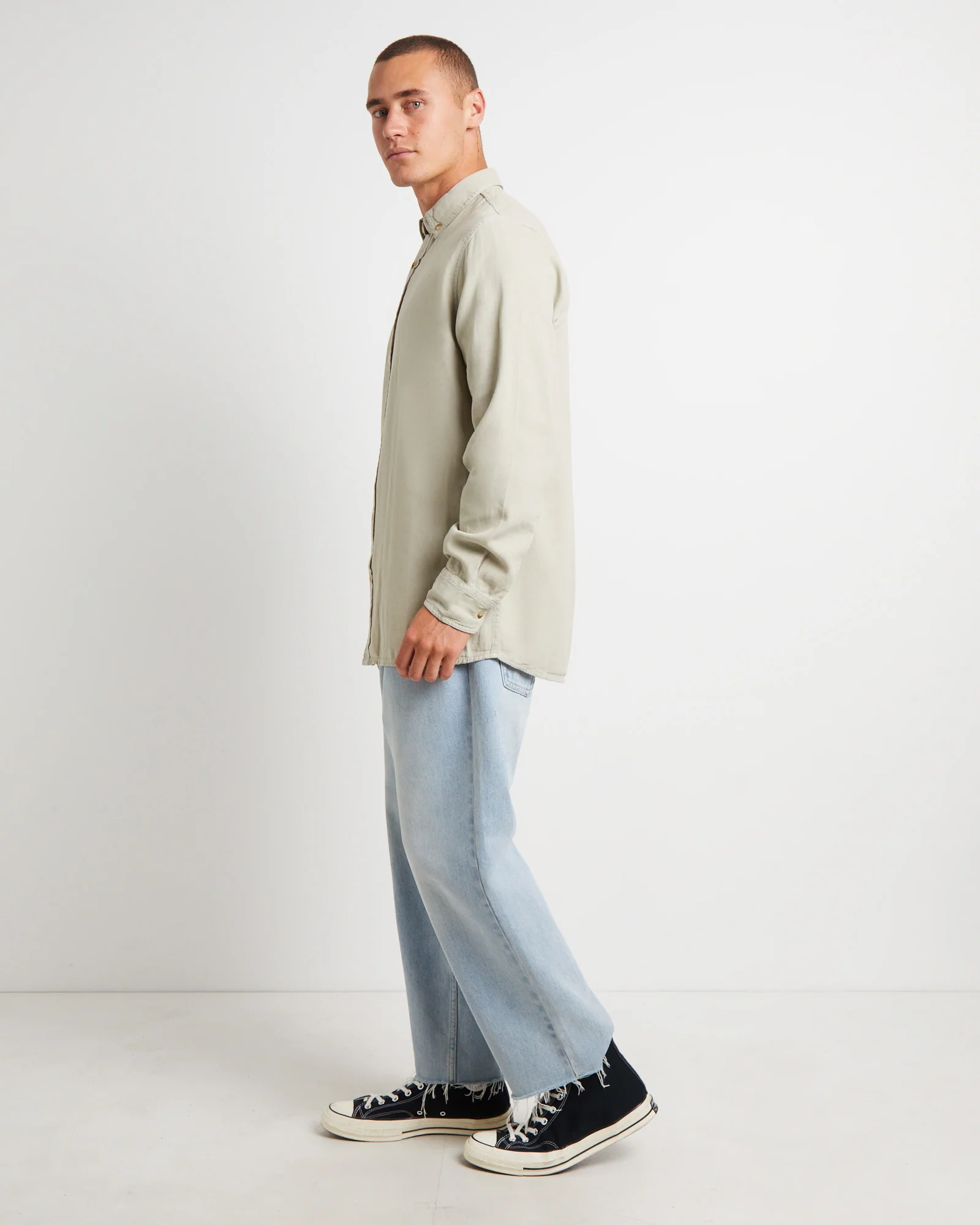 Men At Work Oxford Long Sleeve Shirt in Cement - Image 4