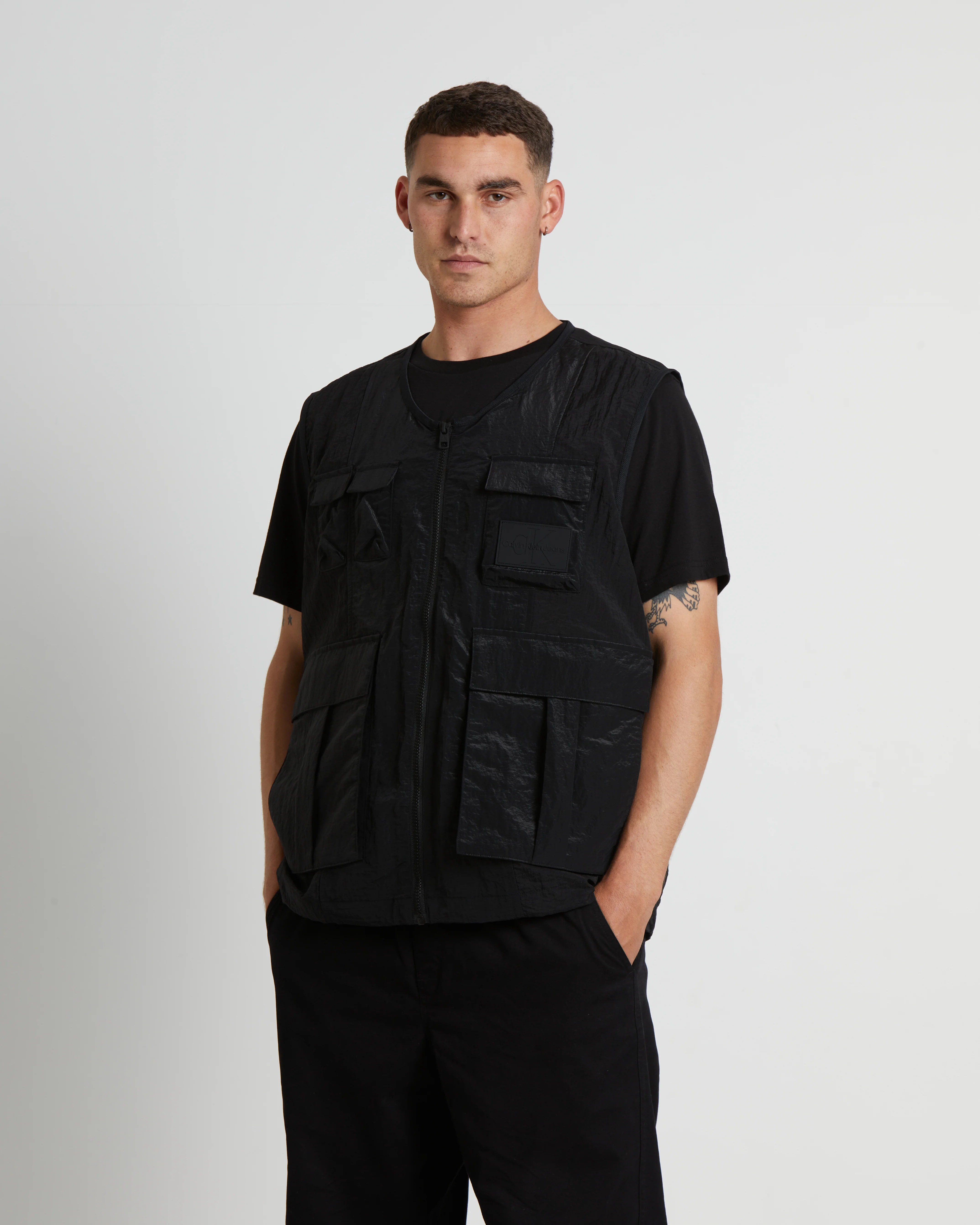 Mesh Ripstop Utility Vest in Black - Image 5