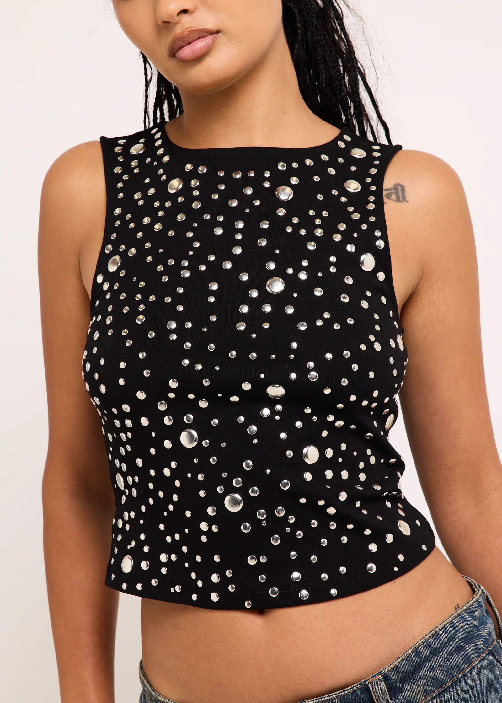 Metalica Stud Tank - Image 7