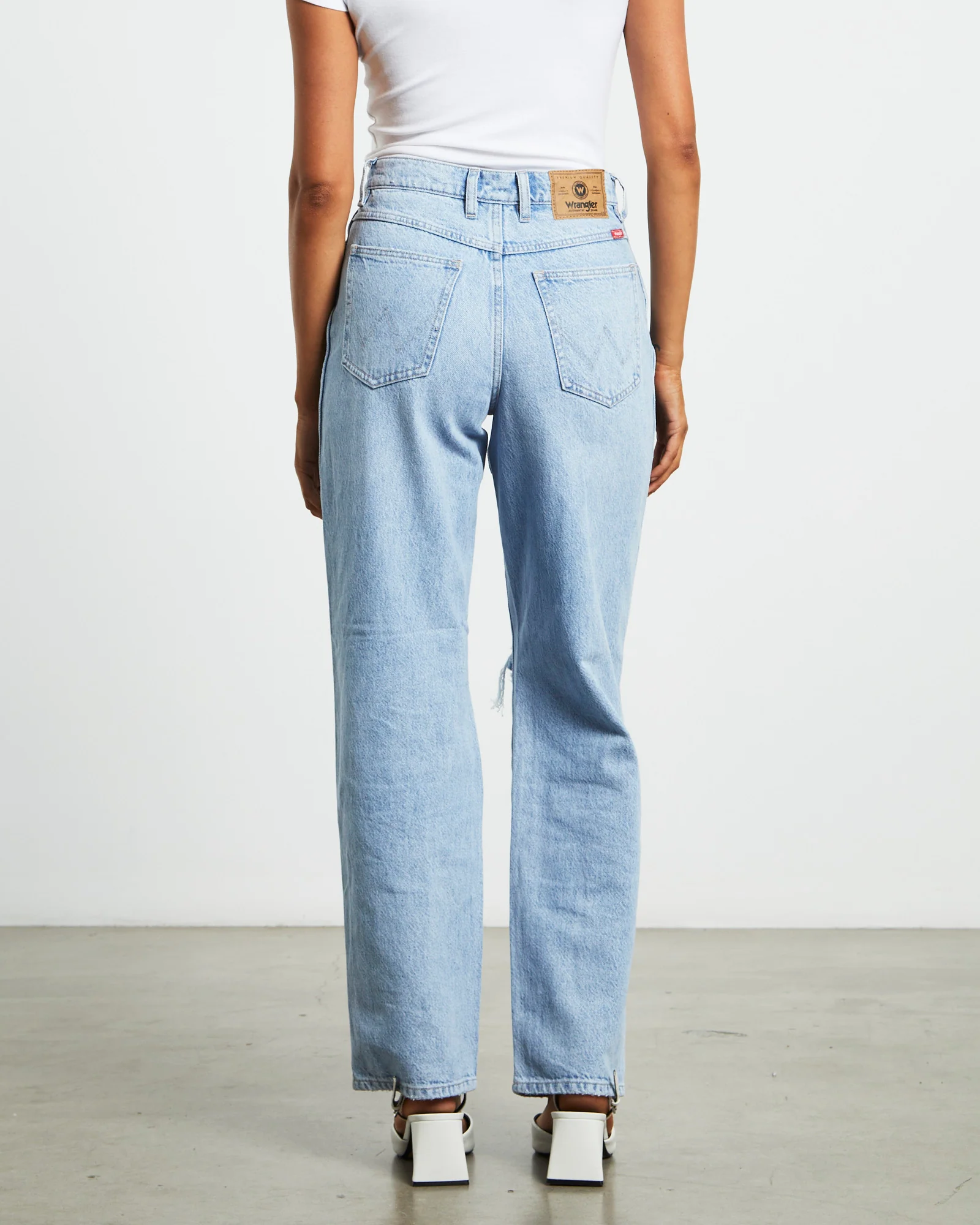 Mid Rise Vintage Straight Leg Denim Jeans Garage - Image 2