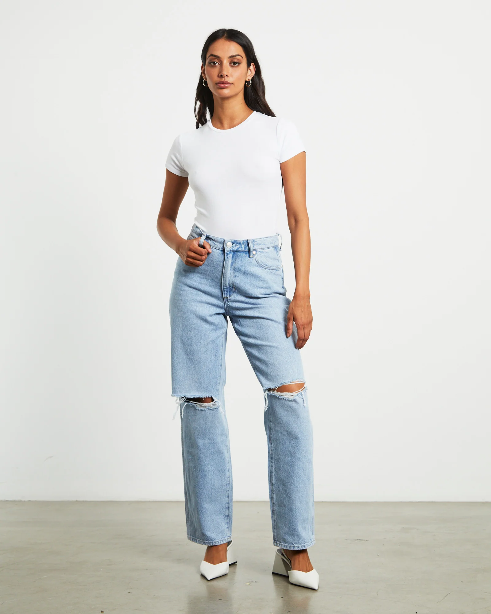 Mid Rise Vintage Straight Leg Denim Jeans Garage - Image 3