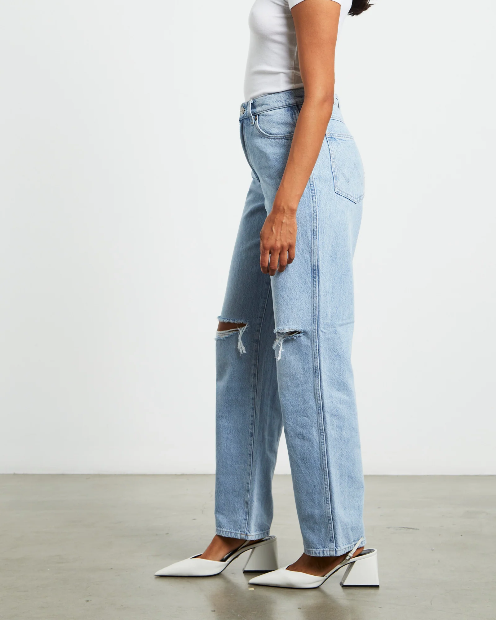 Mid Rise Vintage Straight Leg Denim Jeans Garage - Image 4