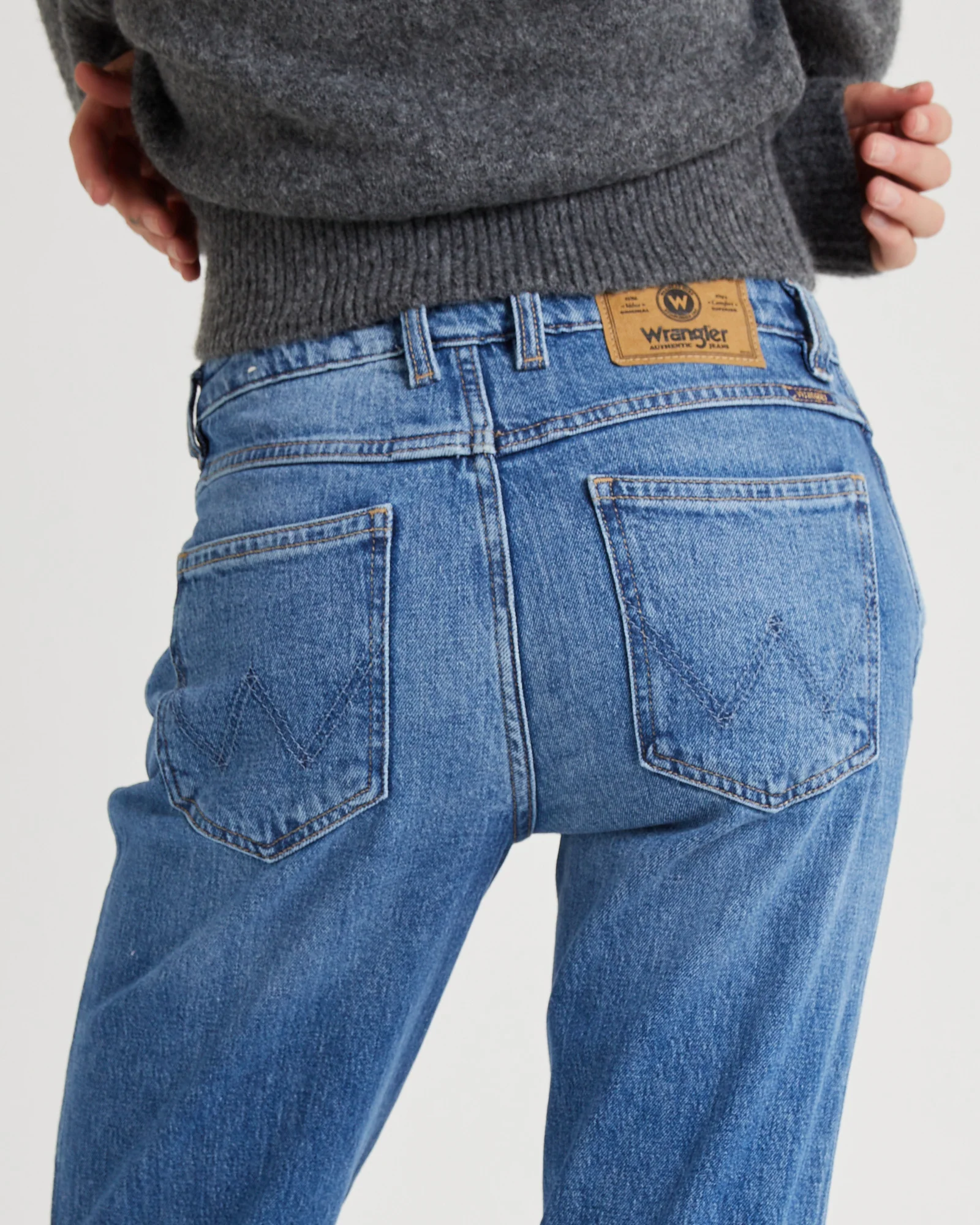 Mid Tori Denim Jeans Into The Night - Image 5