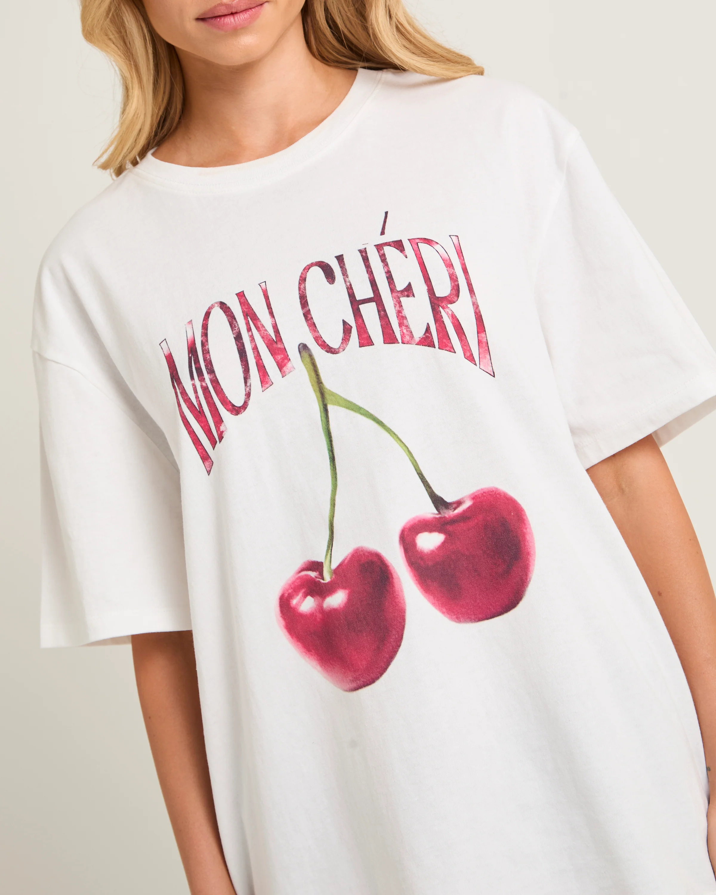 Mon Cheri Oersized T-Shirt - Image 4