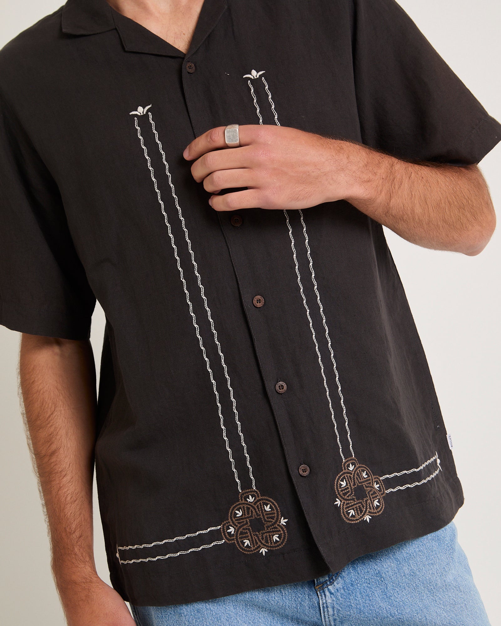 Motif Emb Bowler Shirt - Image 5