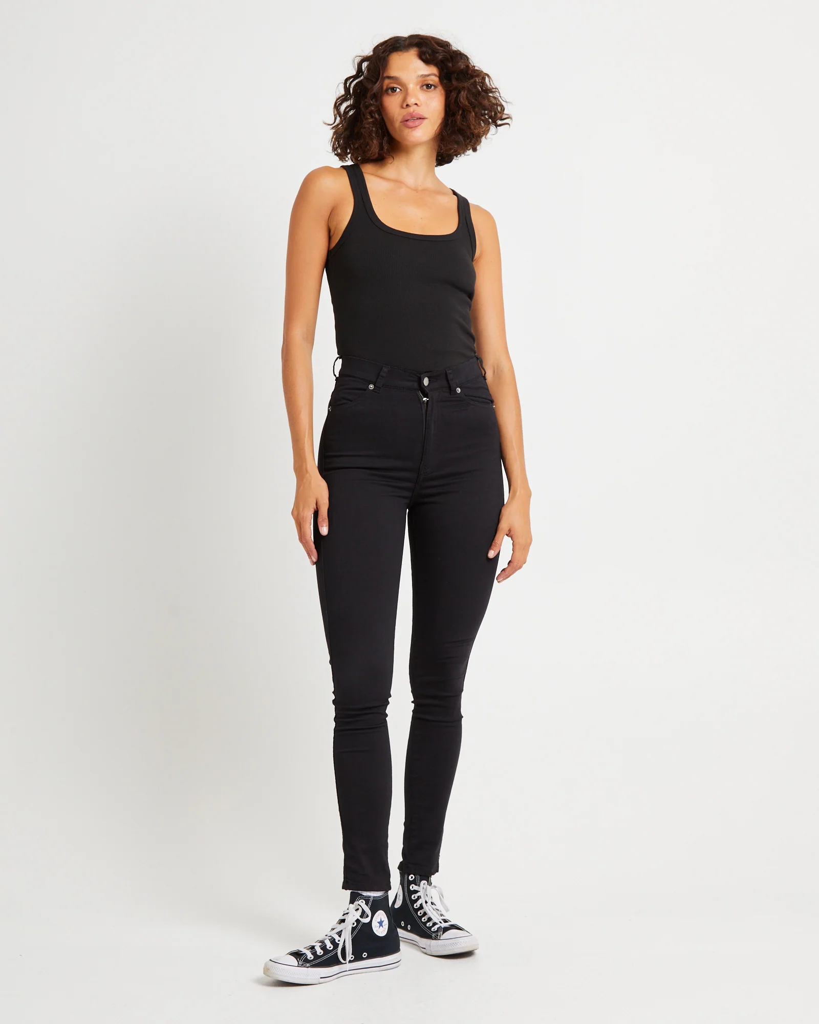 Moxy Jeans - Image 3