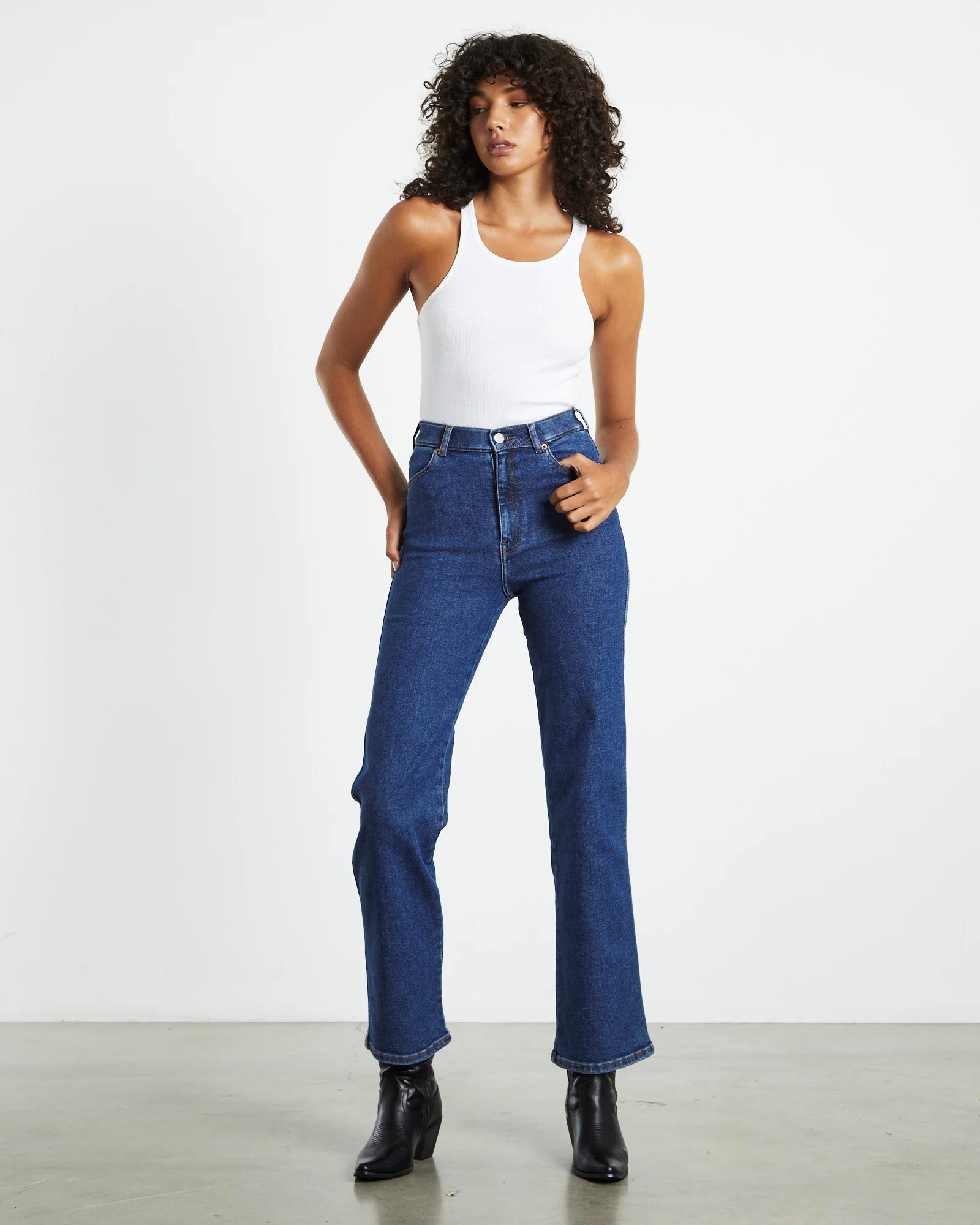Moxy Straight Jeans Cape Dark Plain - Image 4