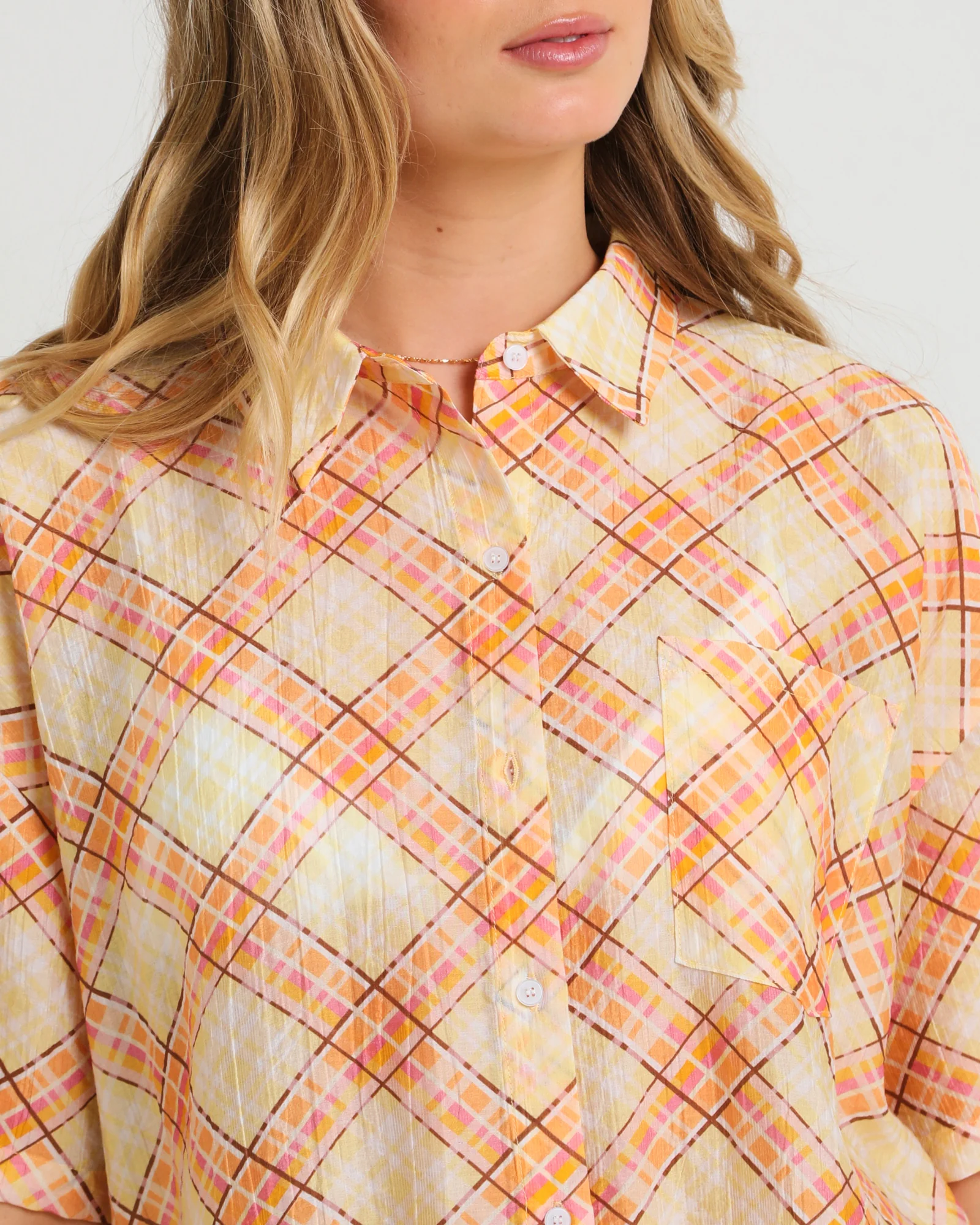 Nahla Oversized Check Shirt - Image 5