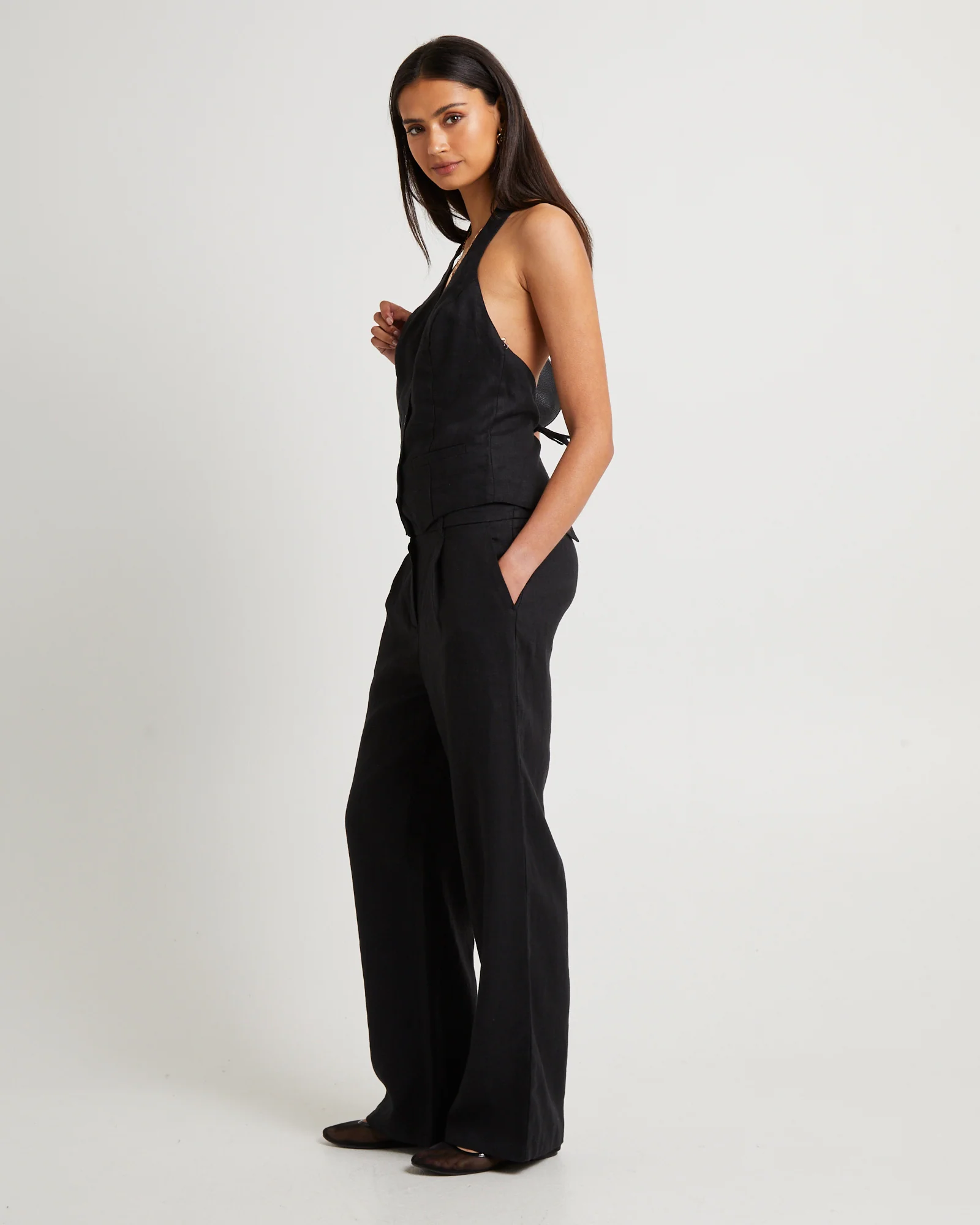 Naomi Linen Halter Vest - Image 3