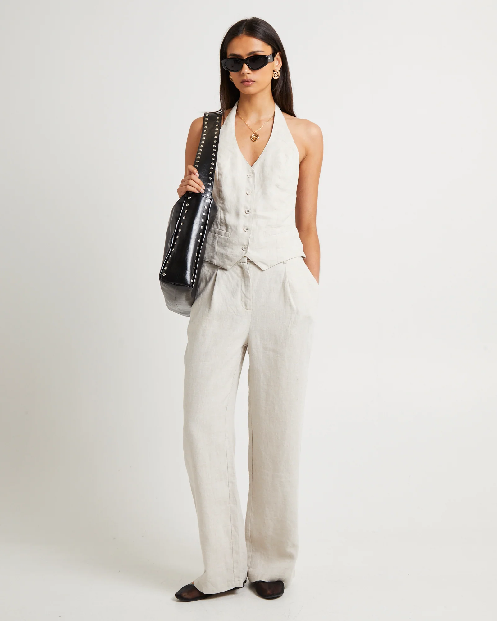 Naomi Linen Halter Vest - Image 3