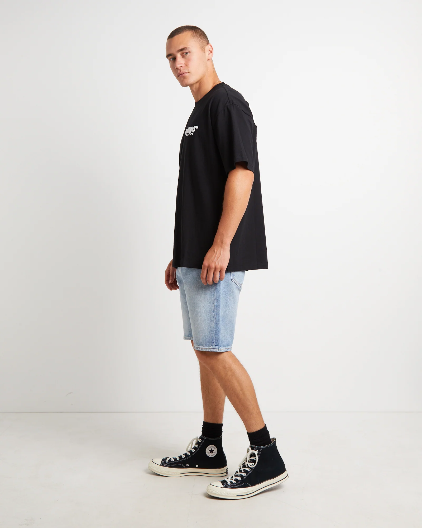 Narli Oversized T-Shirt in Black - Image 4