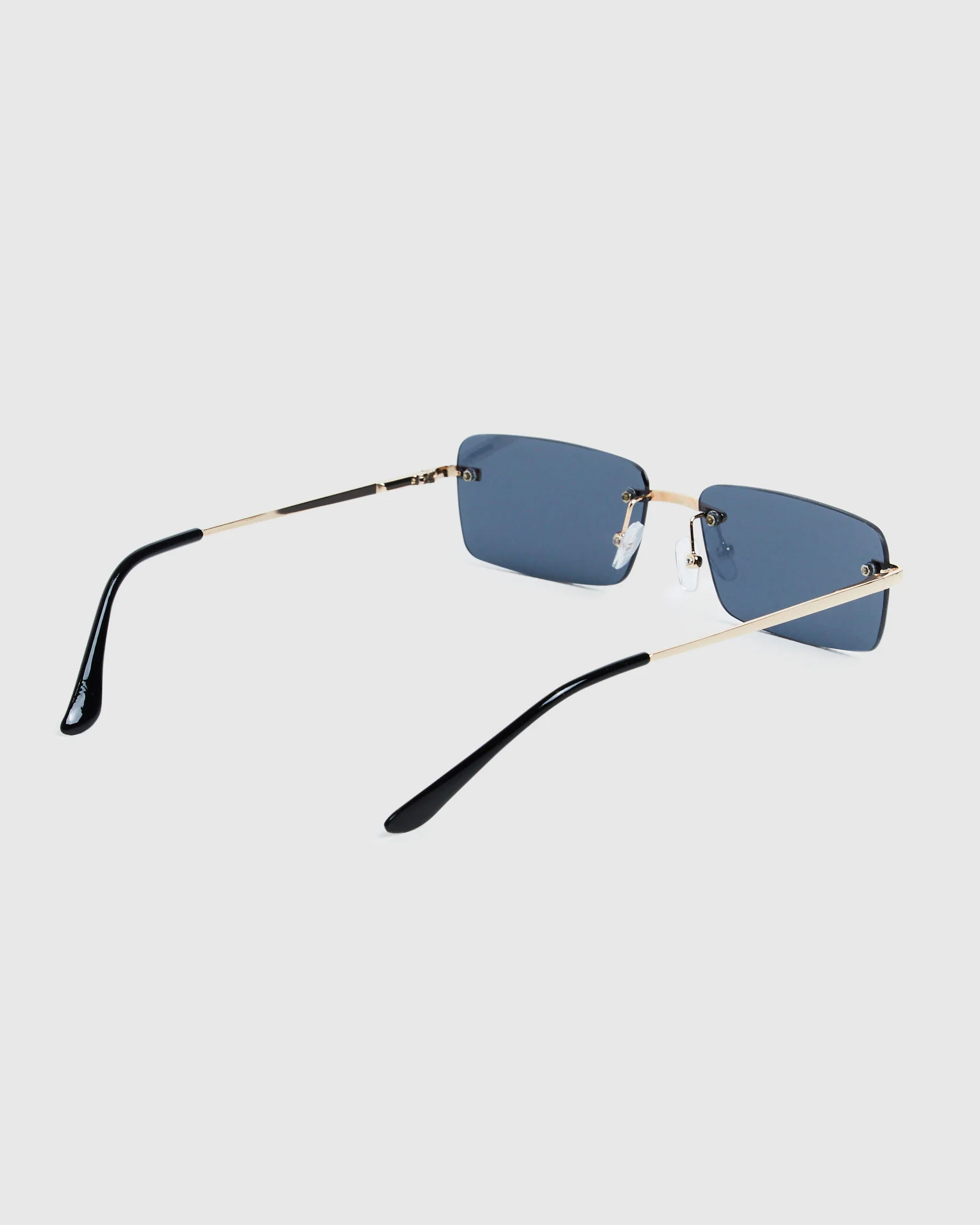 Neela Sunglasses Black - Image 4