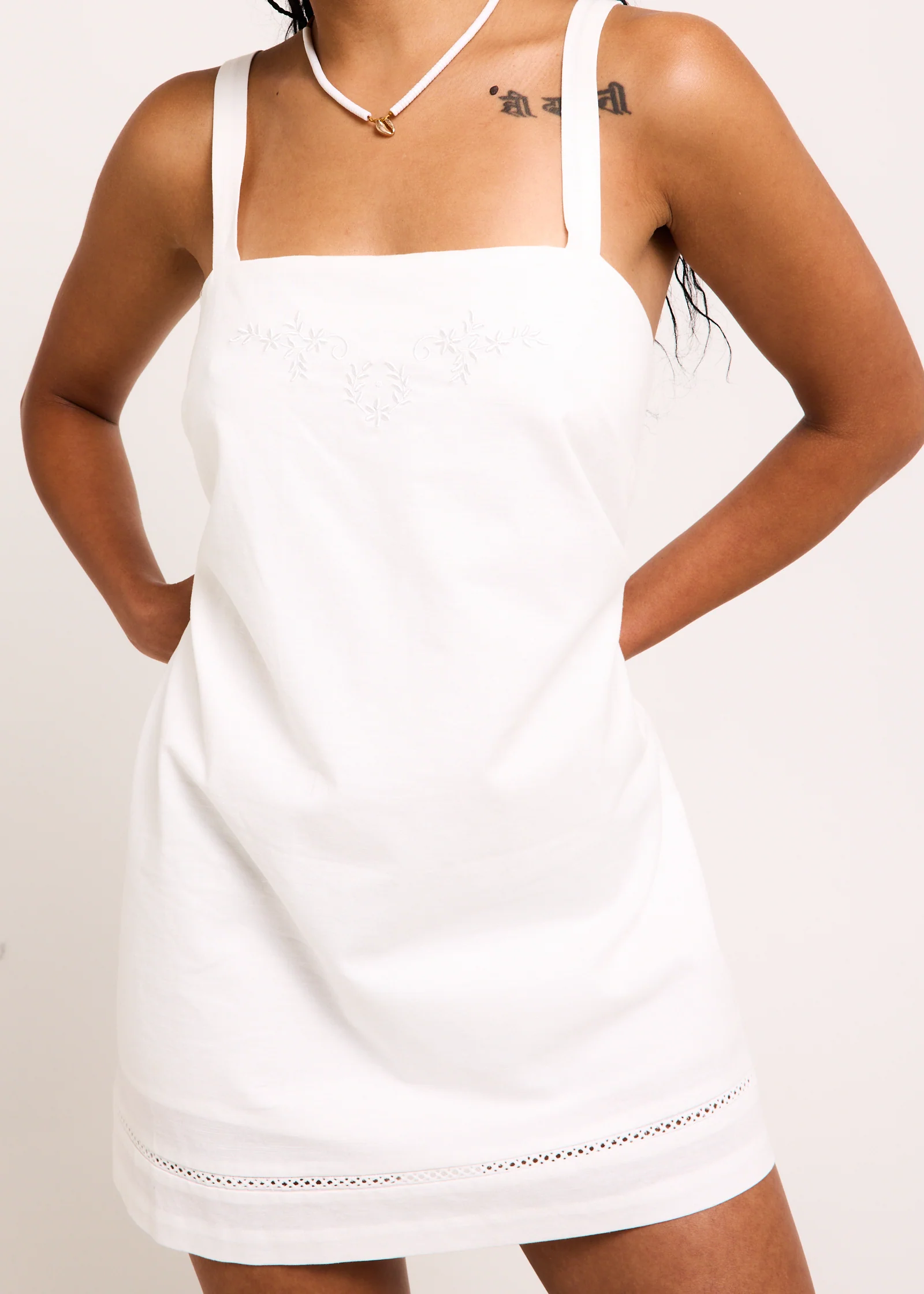 Nerida Lace Detail Mini Dress - Image 5