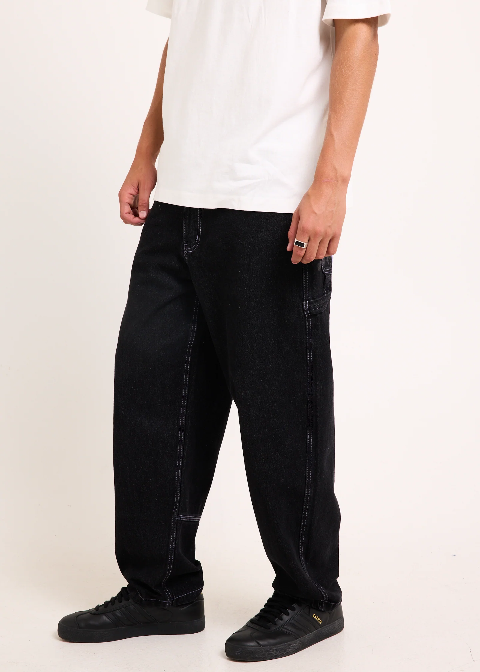 New Jersey Tagger Denim Jeans - Image 4