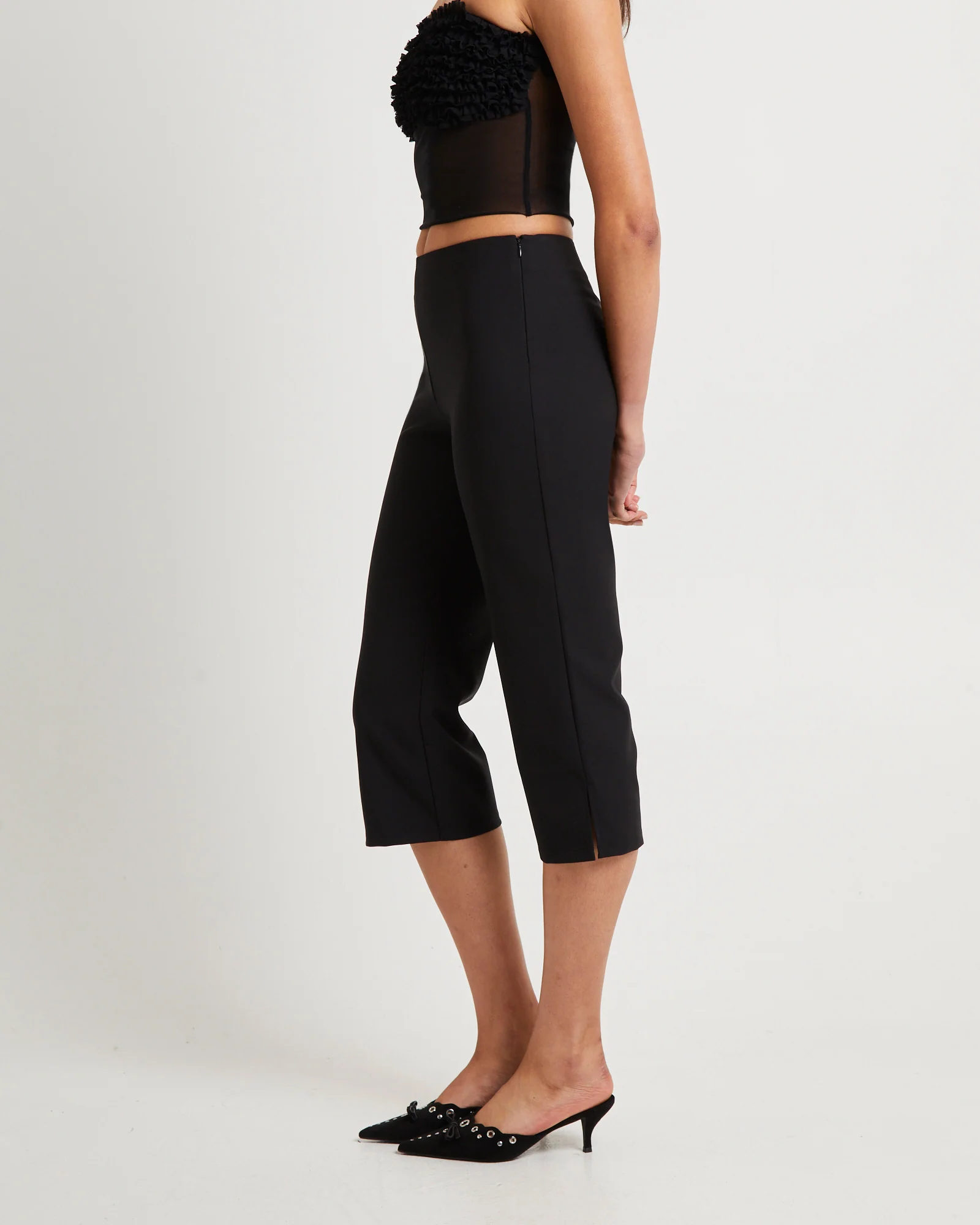 Norah Capri Pants - Image 4
