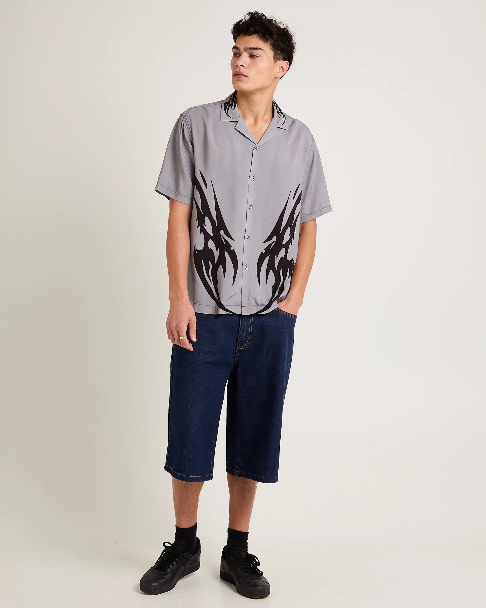 Nu Short Sleeve Resort Shirt - Image 3