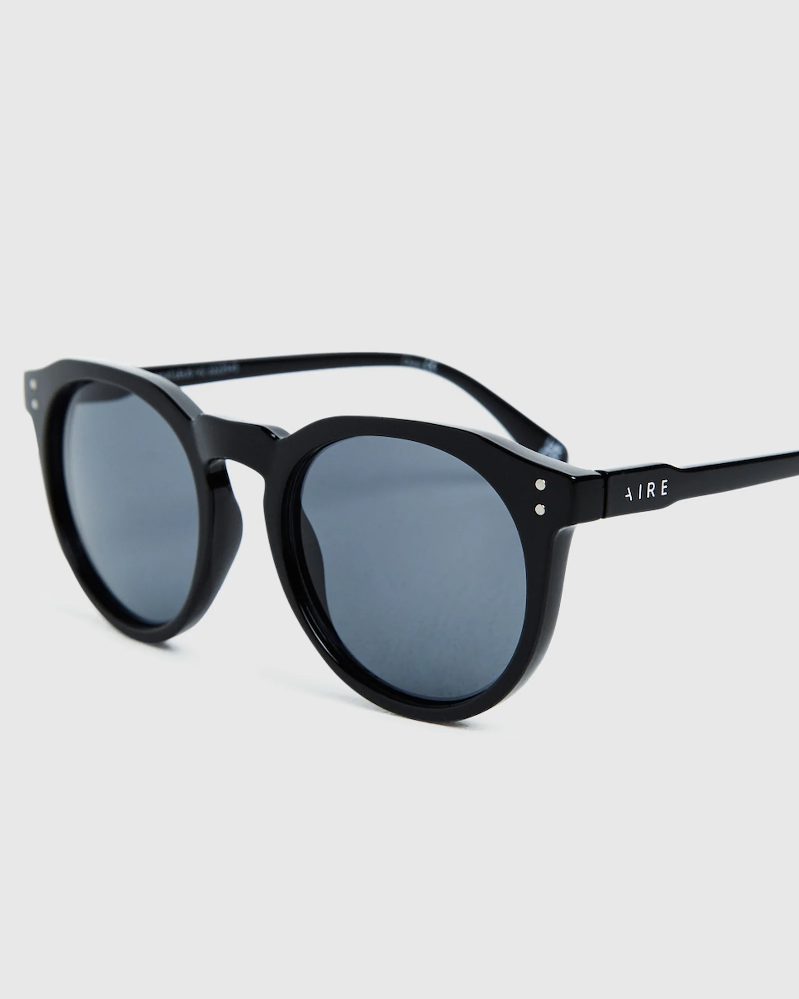 Nucleus V2 Polarised Sunglasses Black Smoke Mono - Image 5