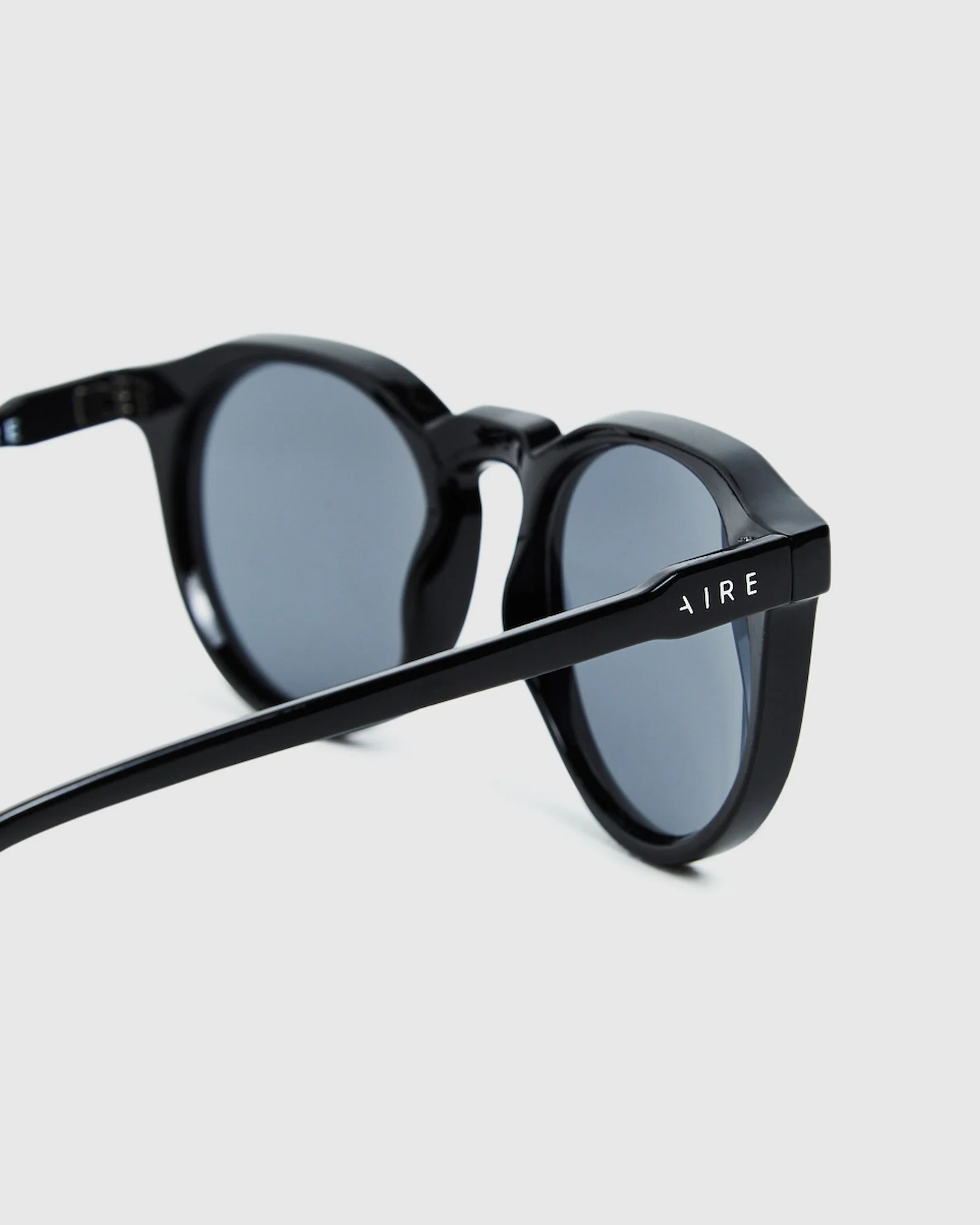 Nucleus V2 Polarised Sunglasses Black Smoke Mono - Image 6