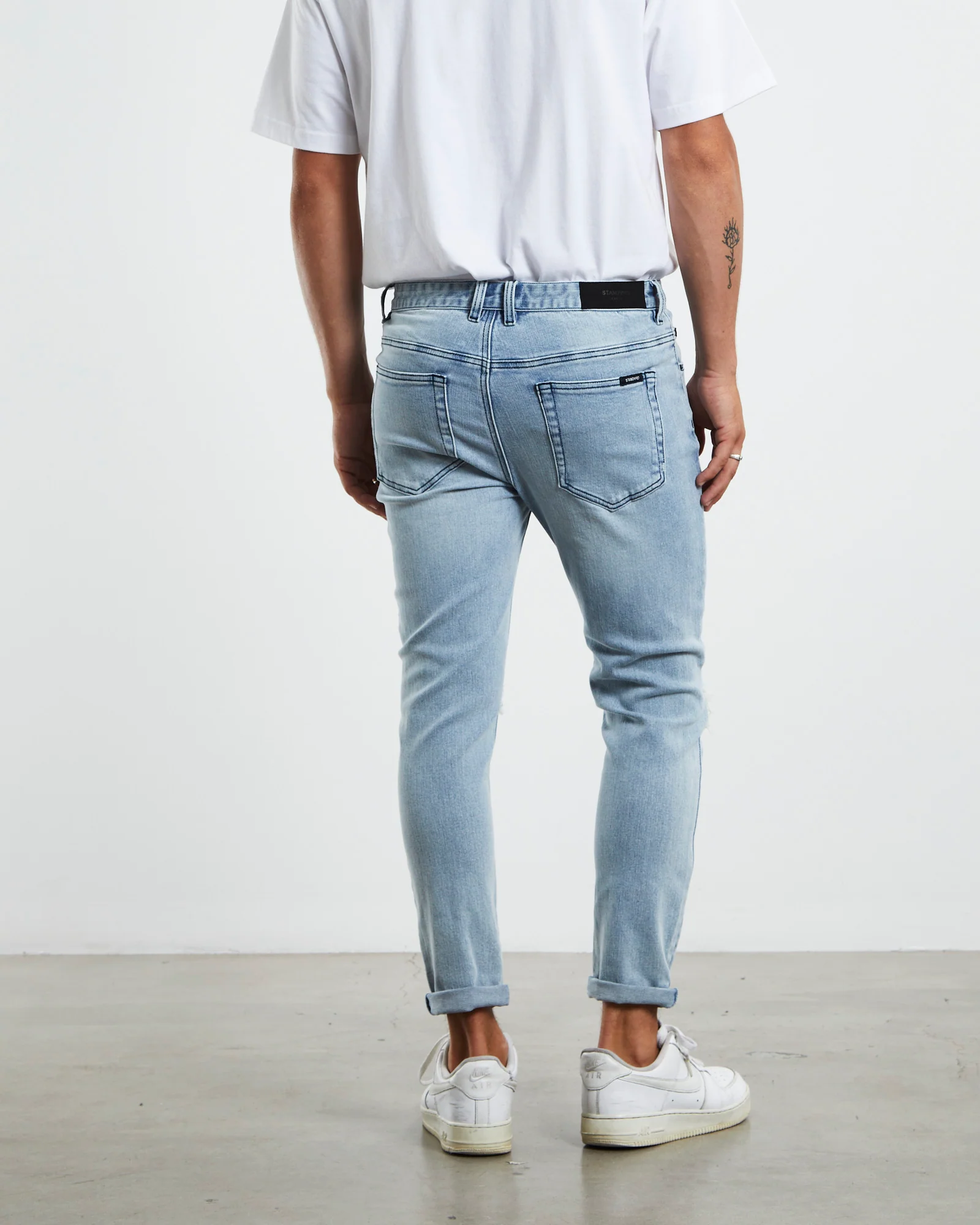 Offset Jeans In Bleach Blue - Image 2