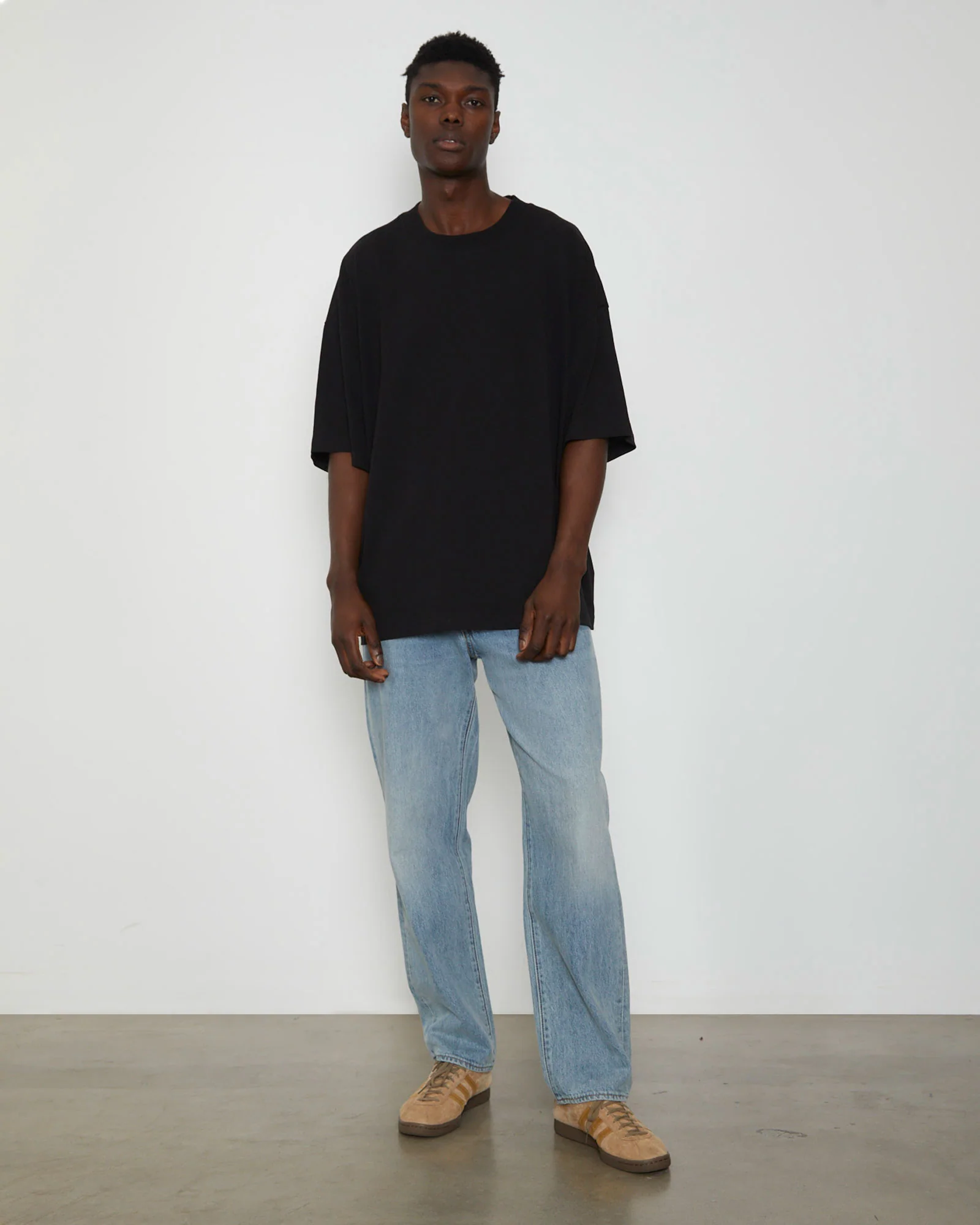 OG Oversized T-Shirt in Black - Image 3