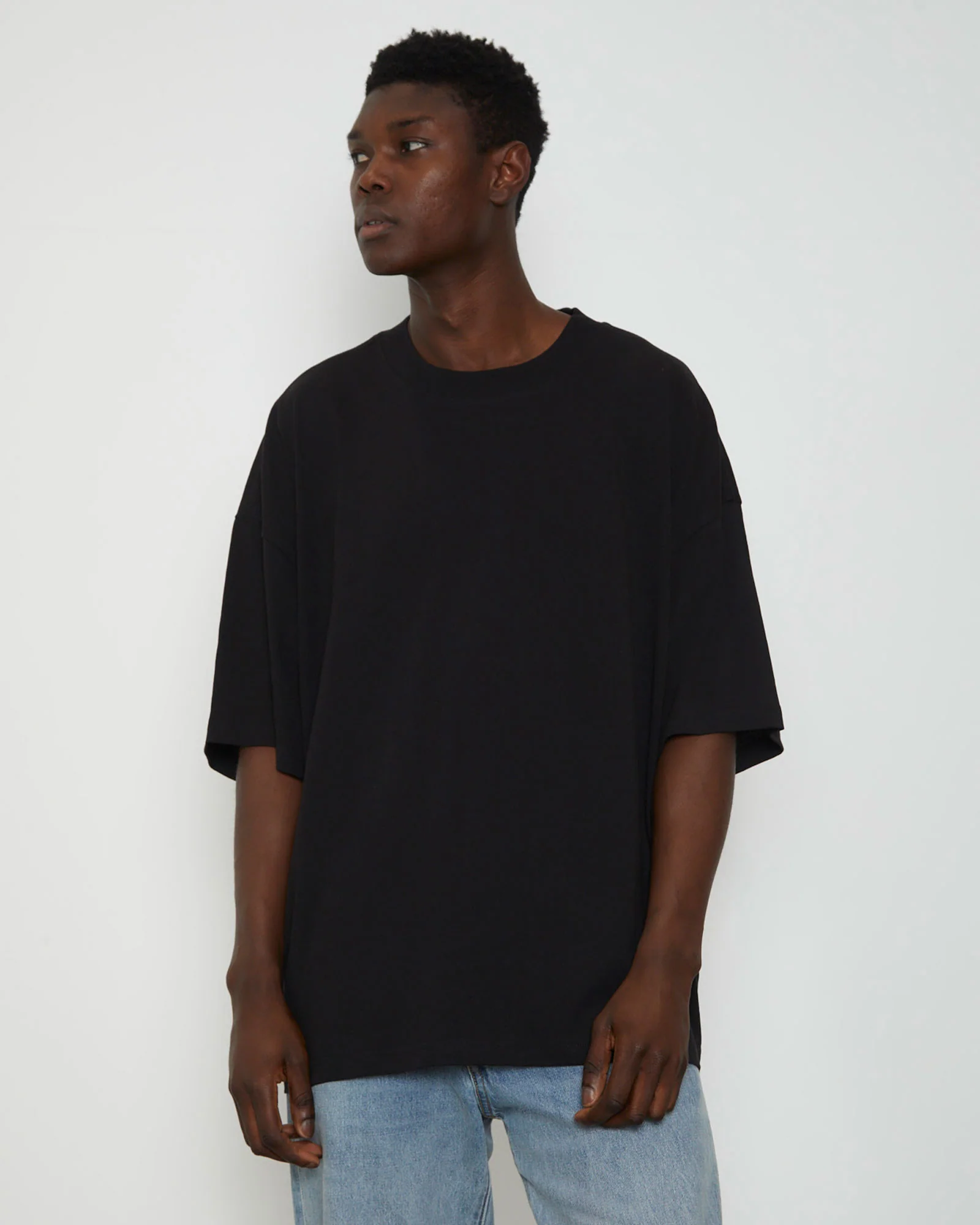 OG Oversized T-Shirt in Black - Image 5