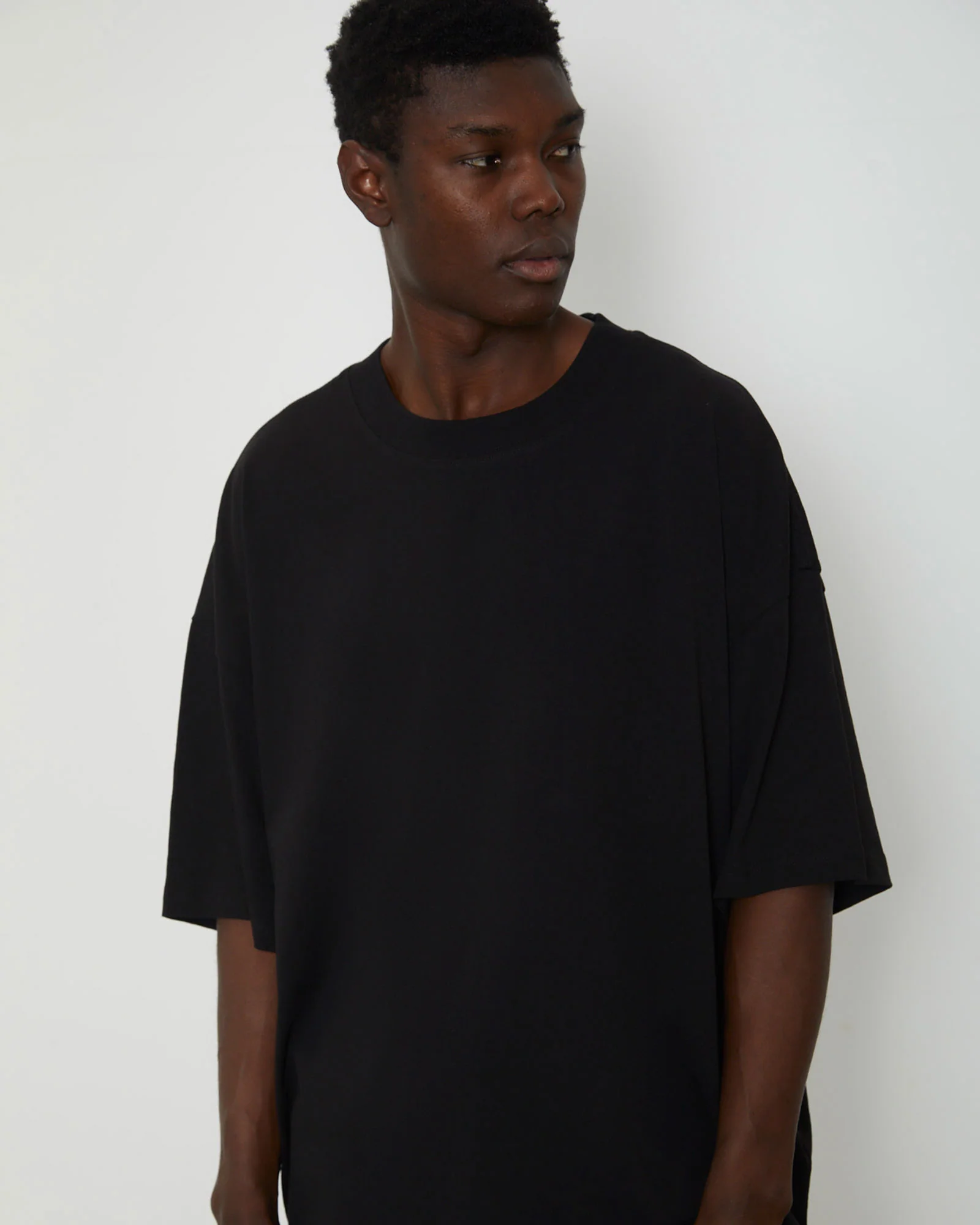 OG Oversized T-Shirt in Black - Image 6