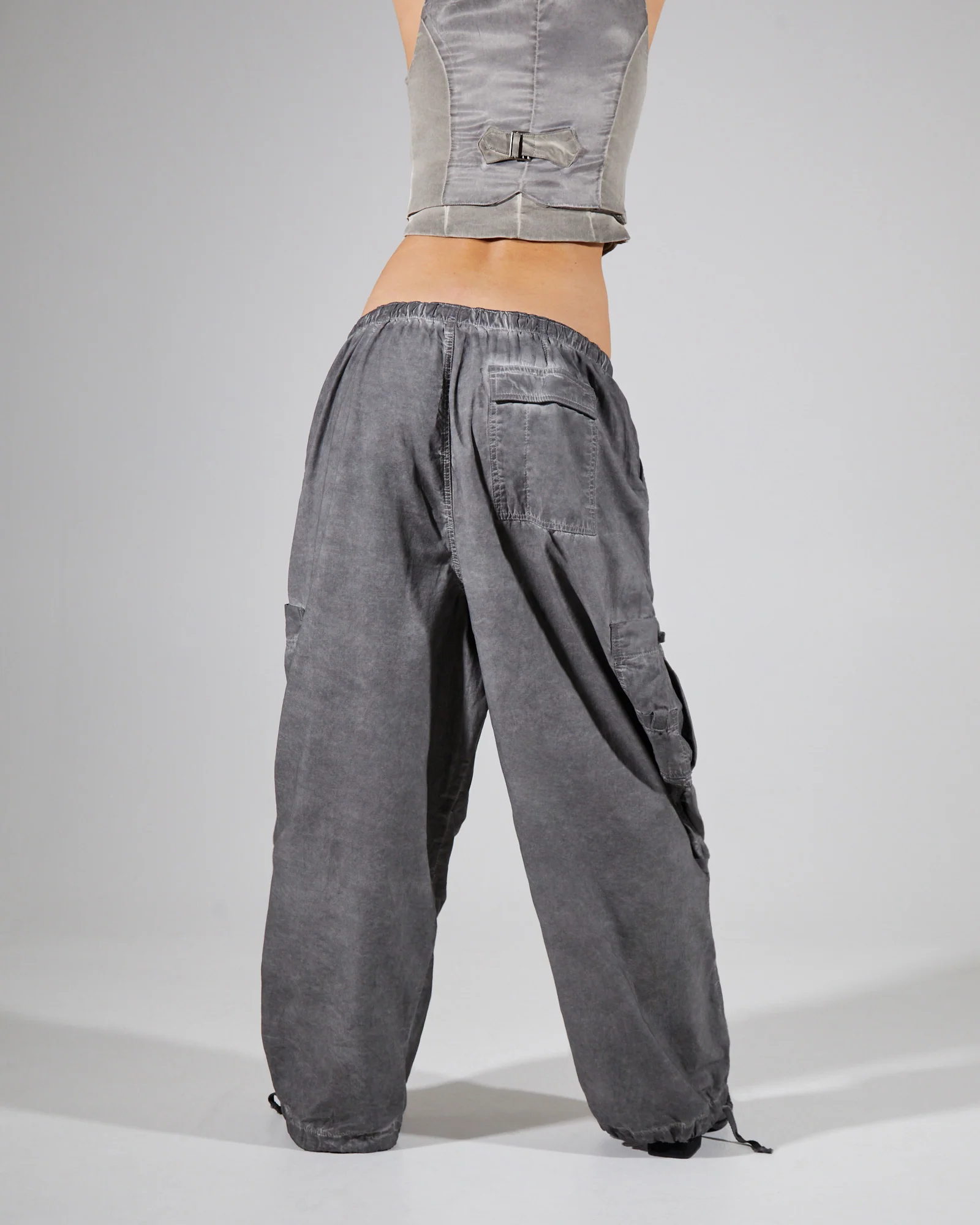 Parachute Pants Washed Black Oil - Image 2