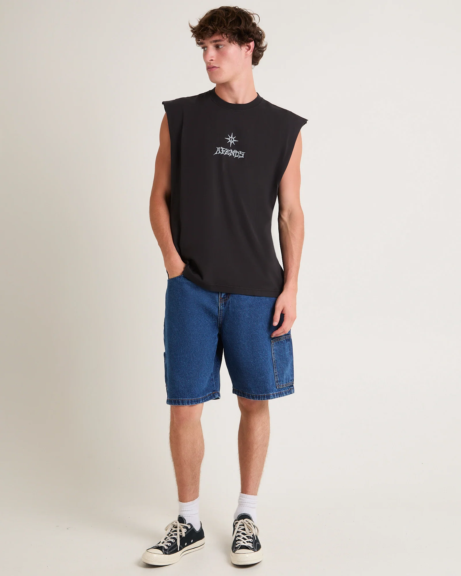 Peace Out Sleevless T-Shirt in Stone Black - Image 3