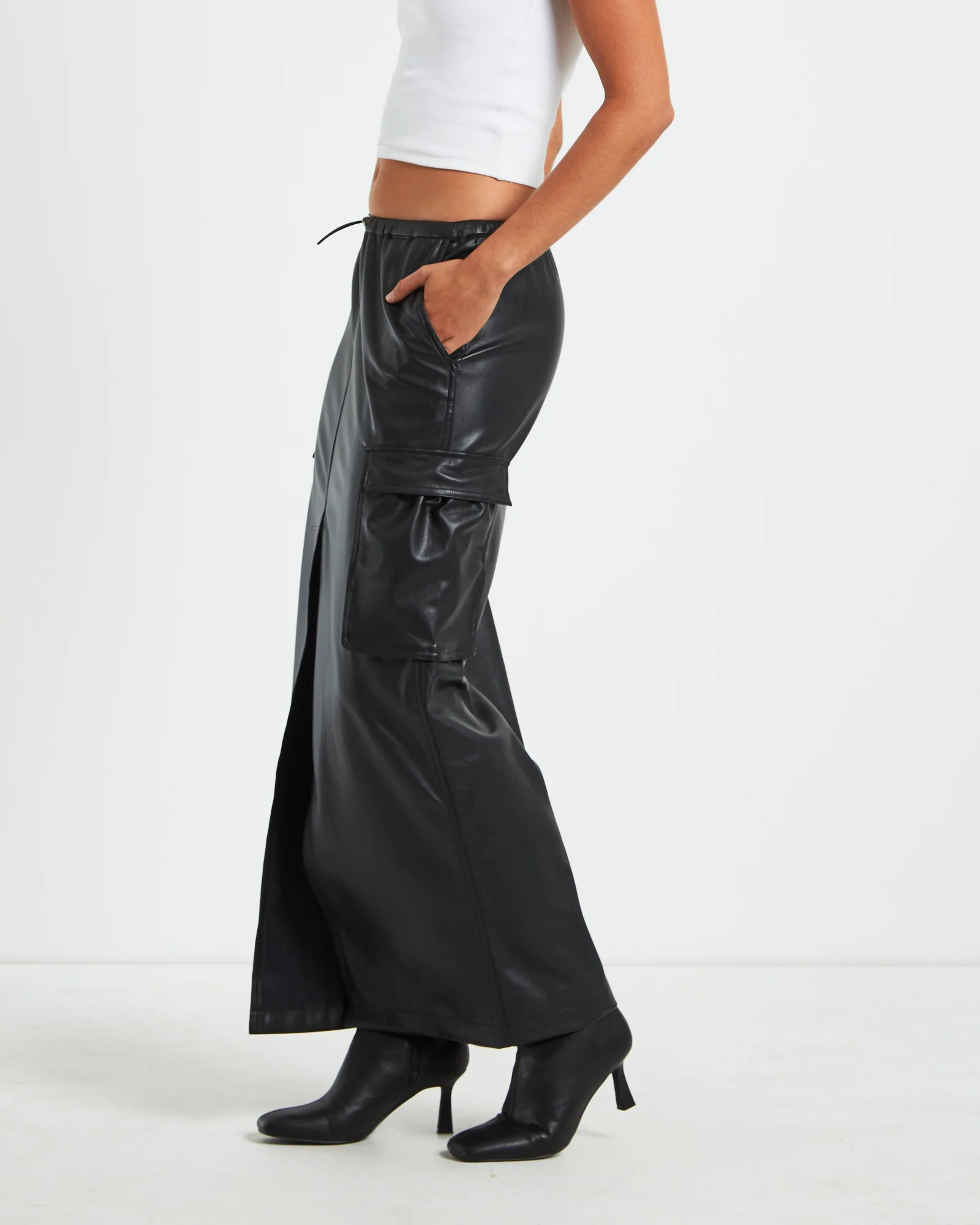 Phoebe Leather Look Cargo Skirt Black - Image 2