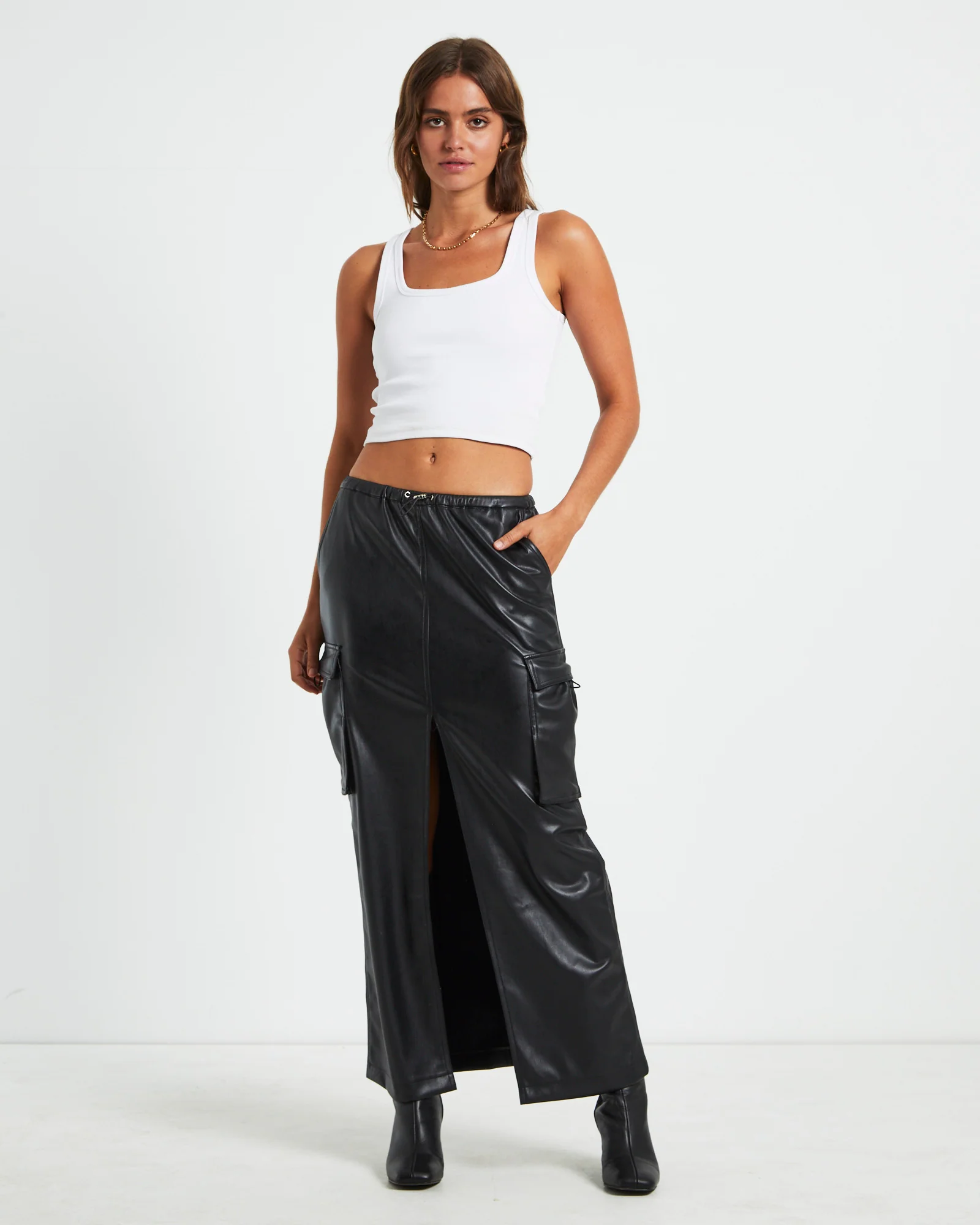 Phoebe Leather Look Cargo Skirt Black - Image 4