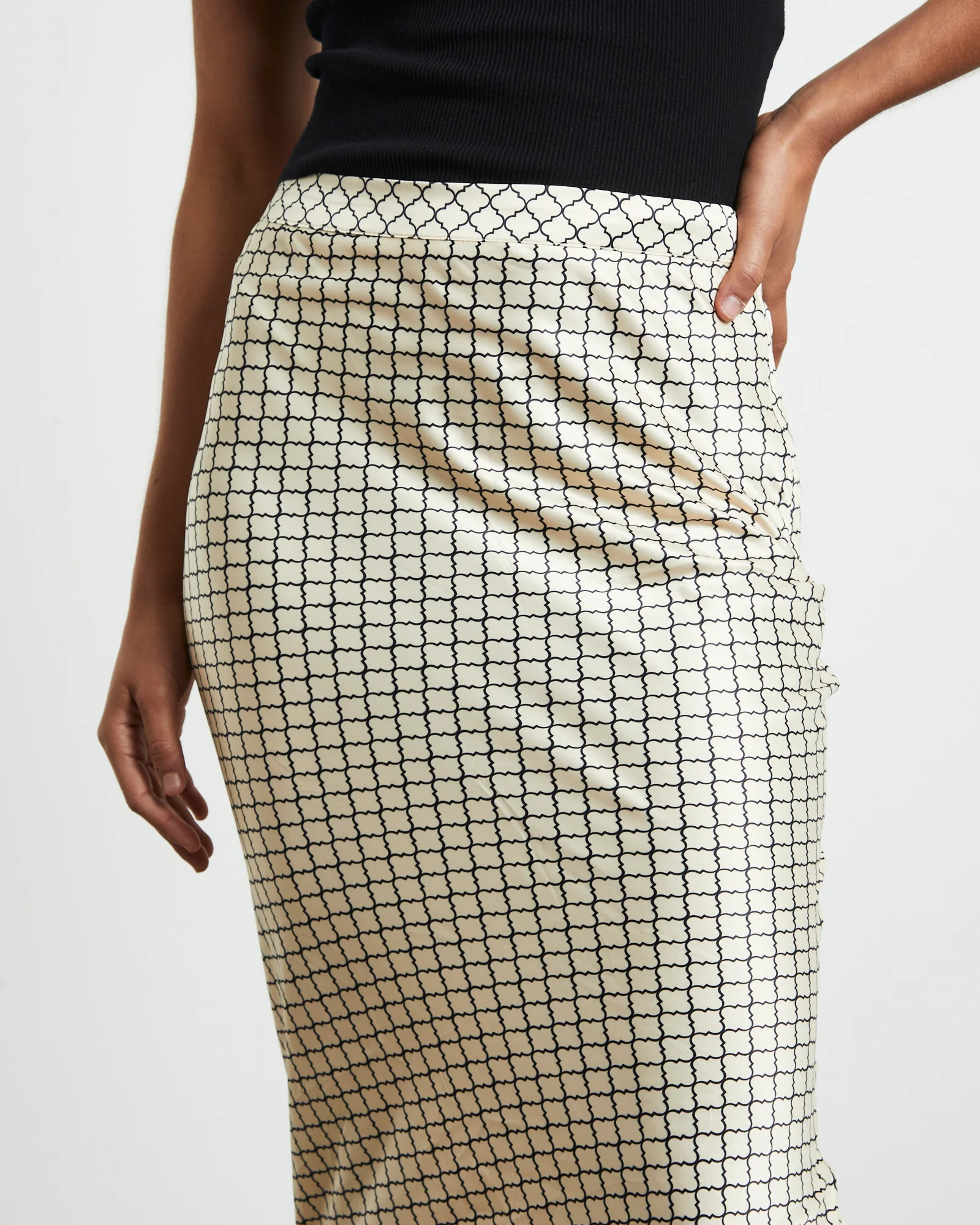 Phoenix Skirt Geo Print - Image 6