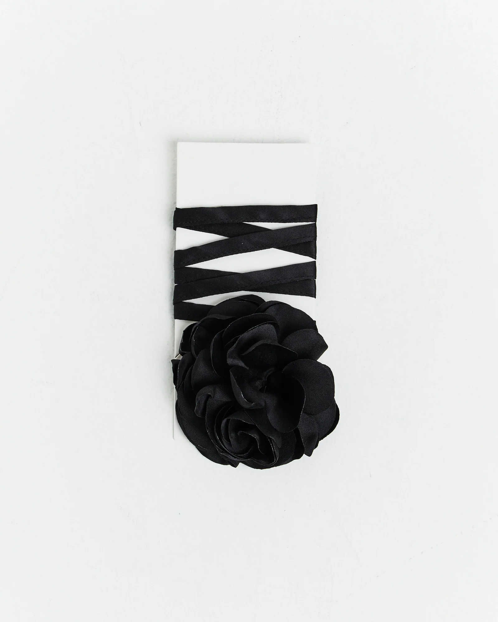 Pia Corsage Necklace in Black - Image 2