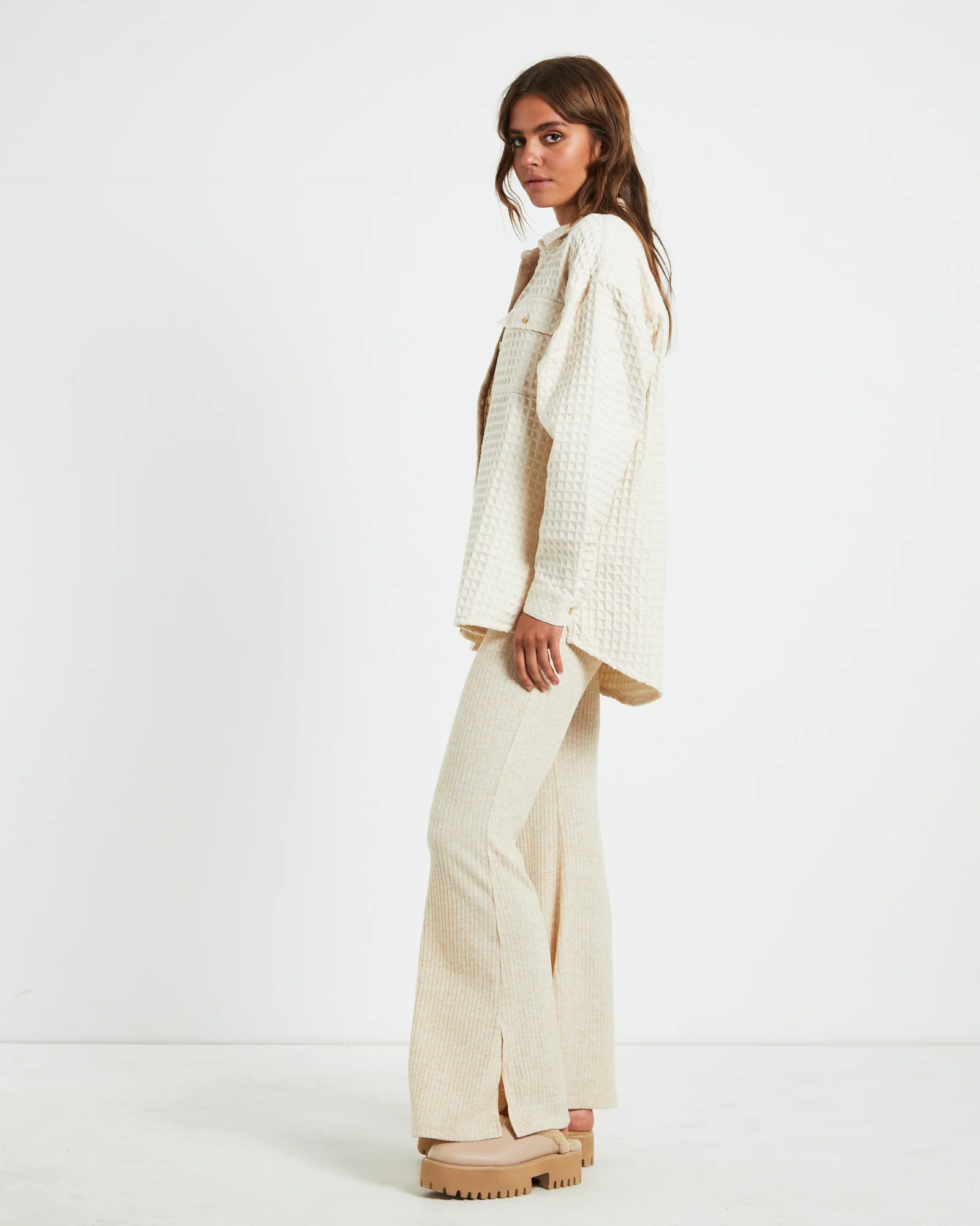 Posey Oversized Waffle Shirt Coconut - Image 4