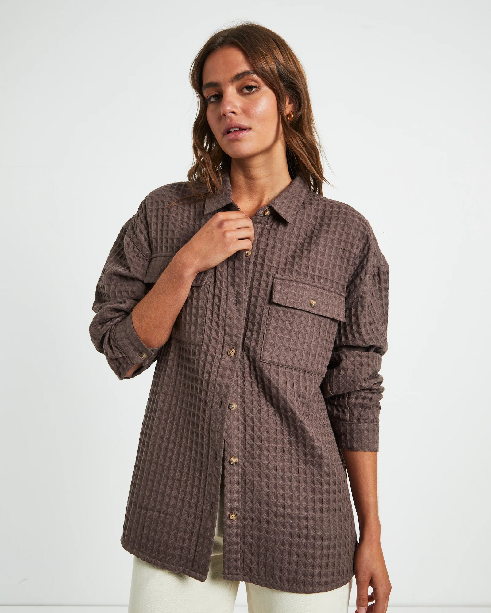 Posey Oversized Waffle Shirt Mocha - Image 6