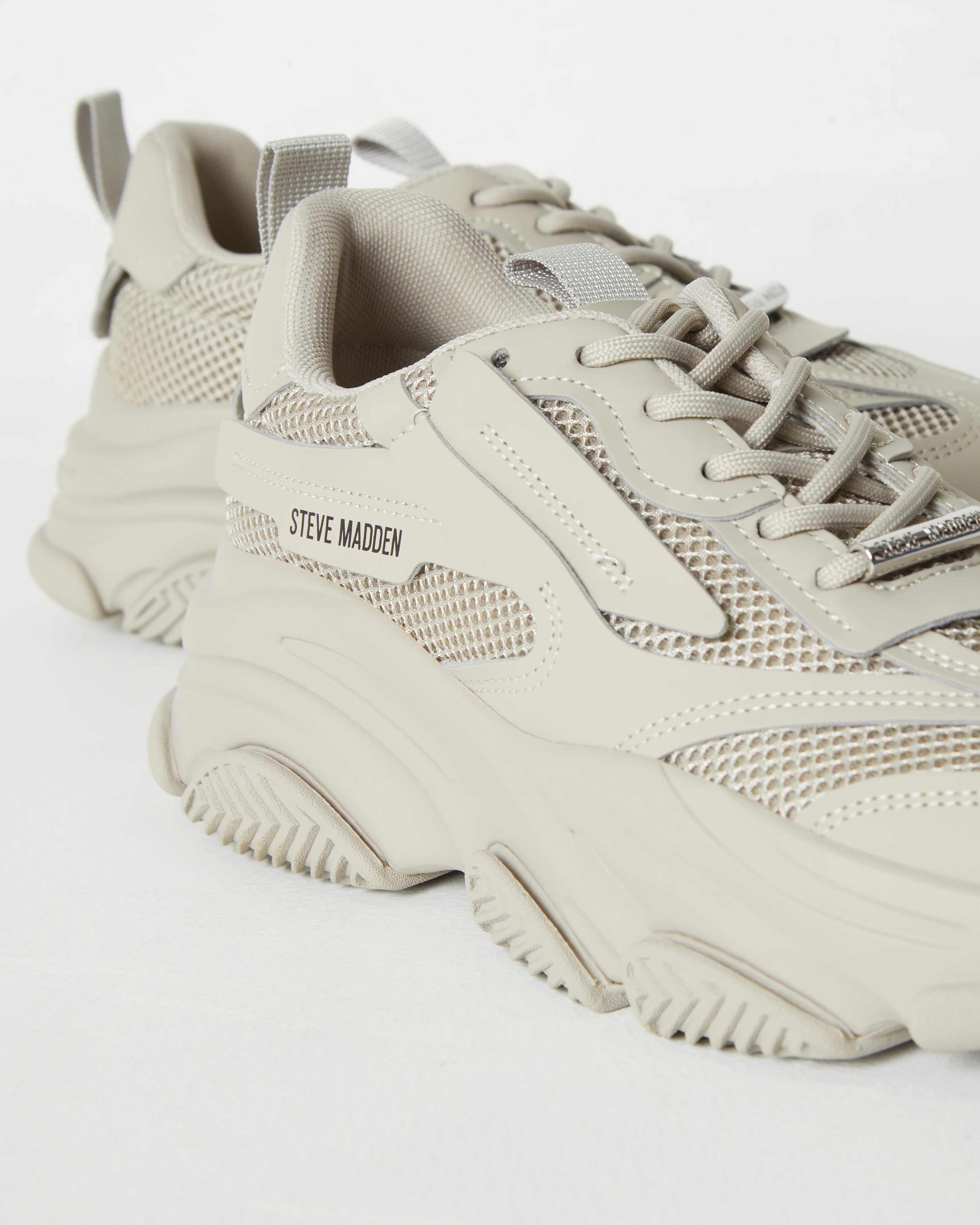 Possession Driege Sneakers in Grey - Image 5