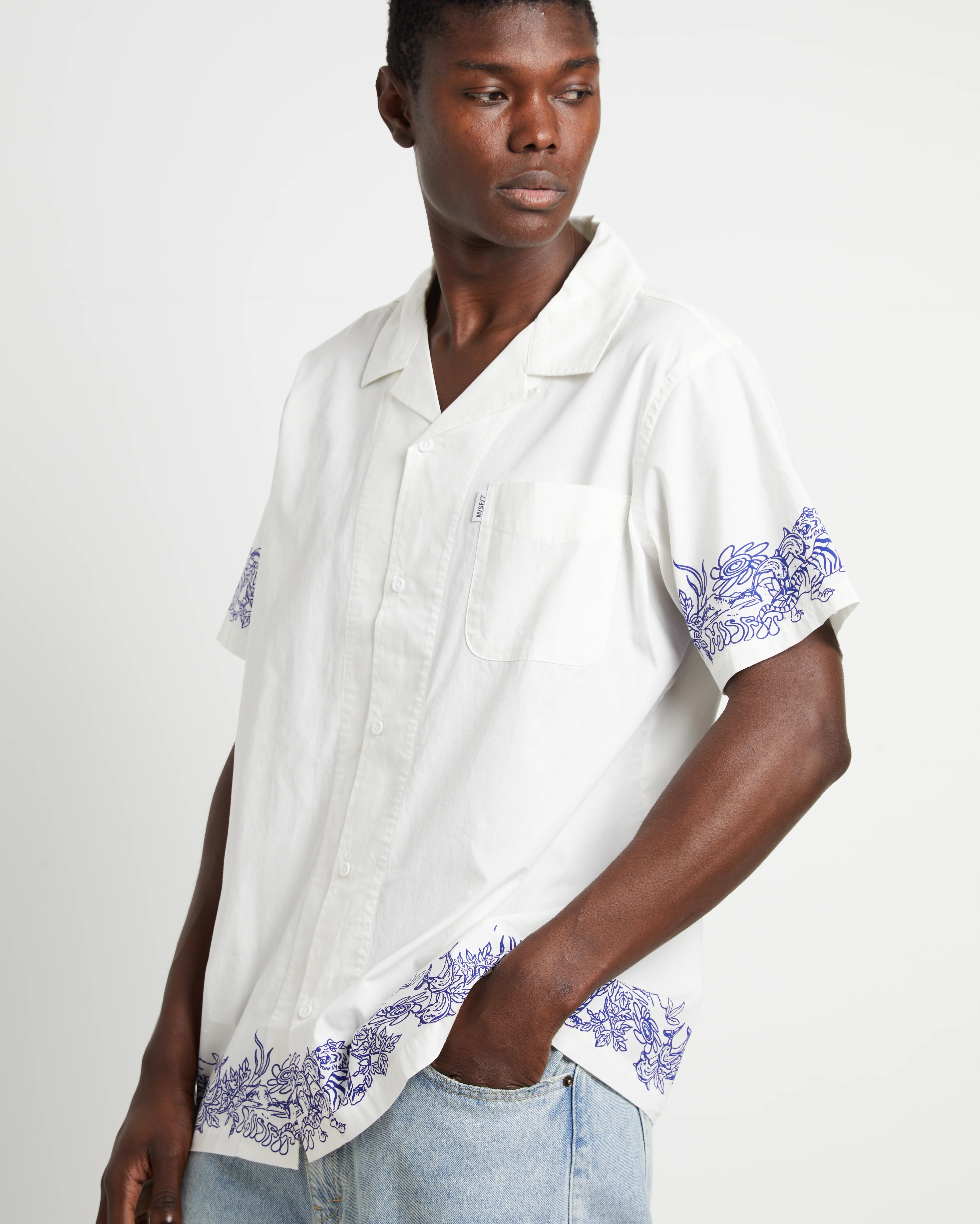 Precious Cosmos Short Sleeve Shirt in Washed White - Image 5