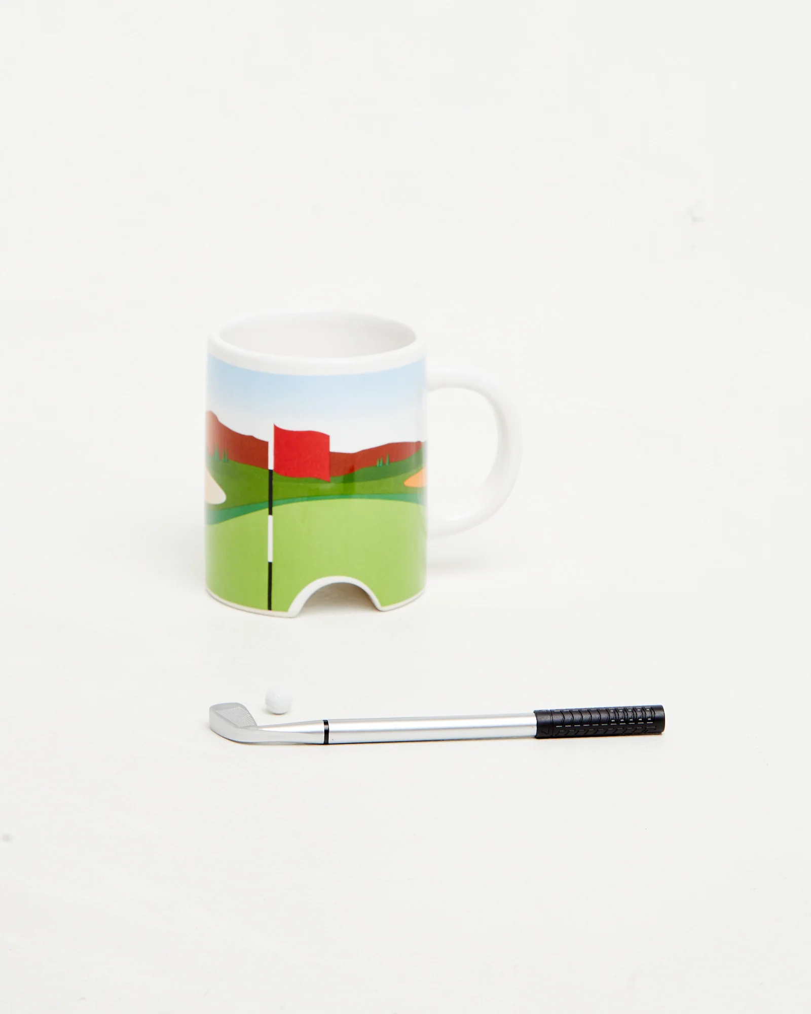 Putter Cup Gold Mug With Pen - Image 2