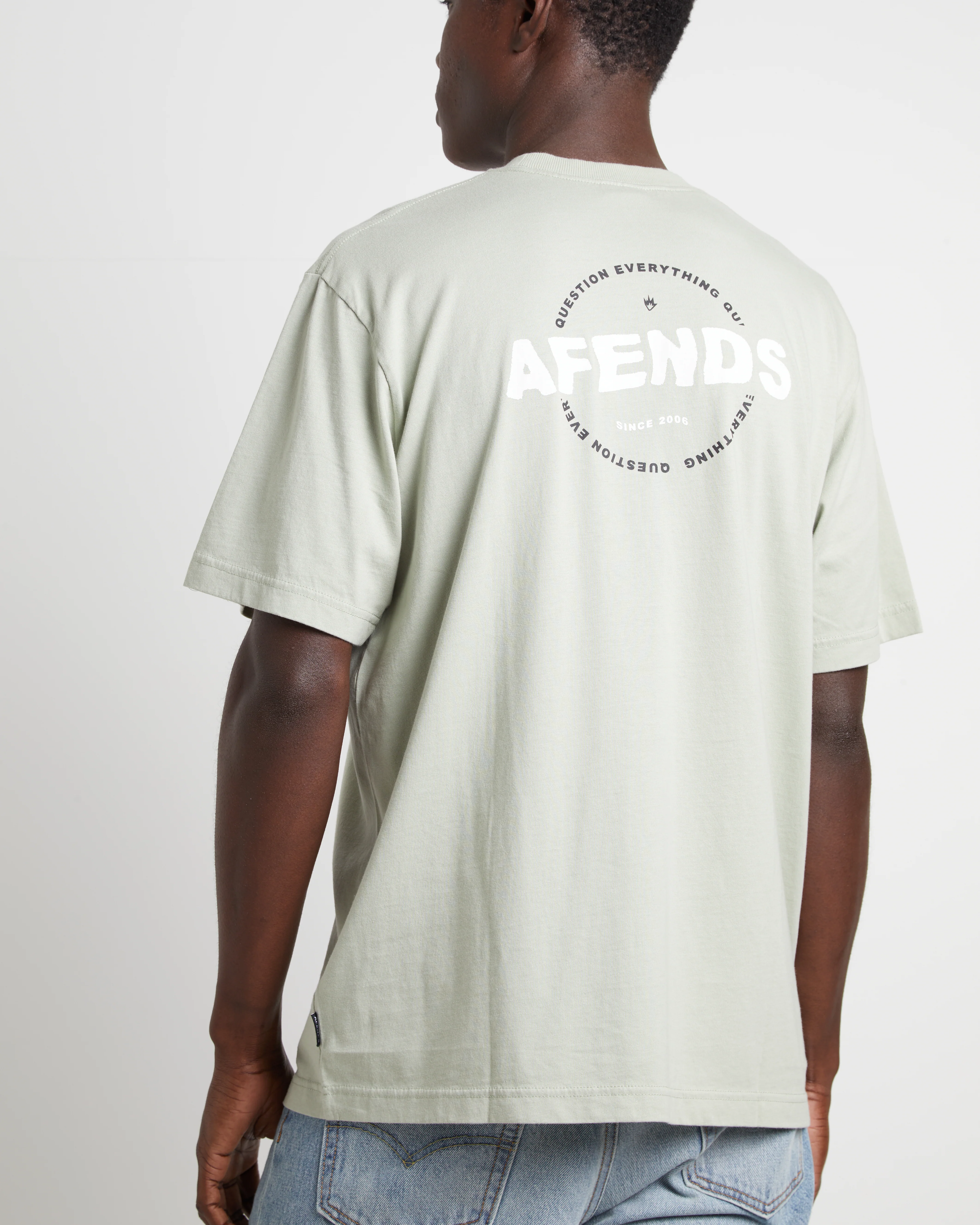 Questions Graphic Retro T-Shirt - Image 5