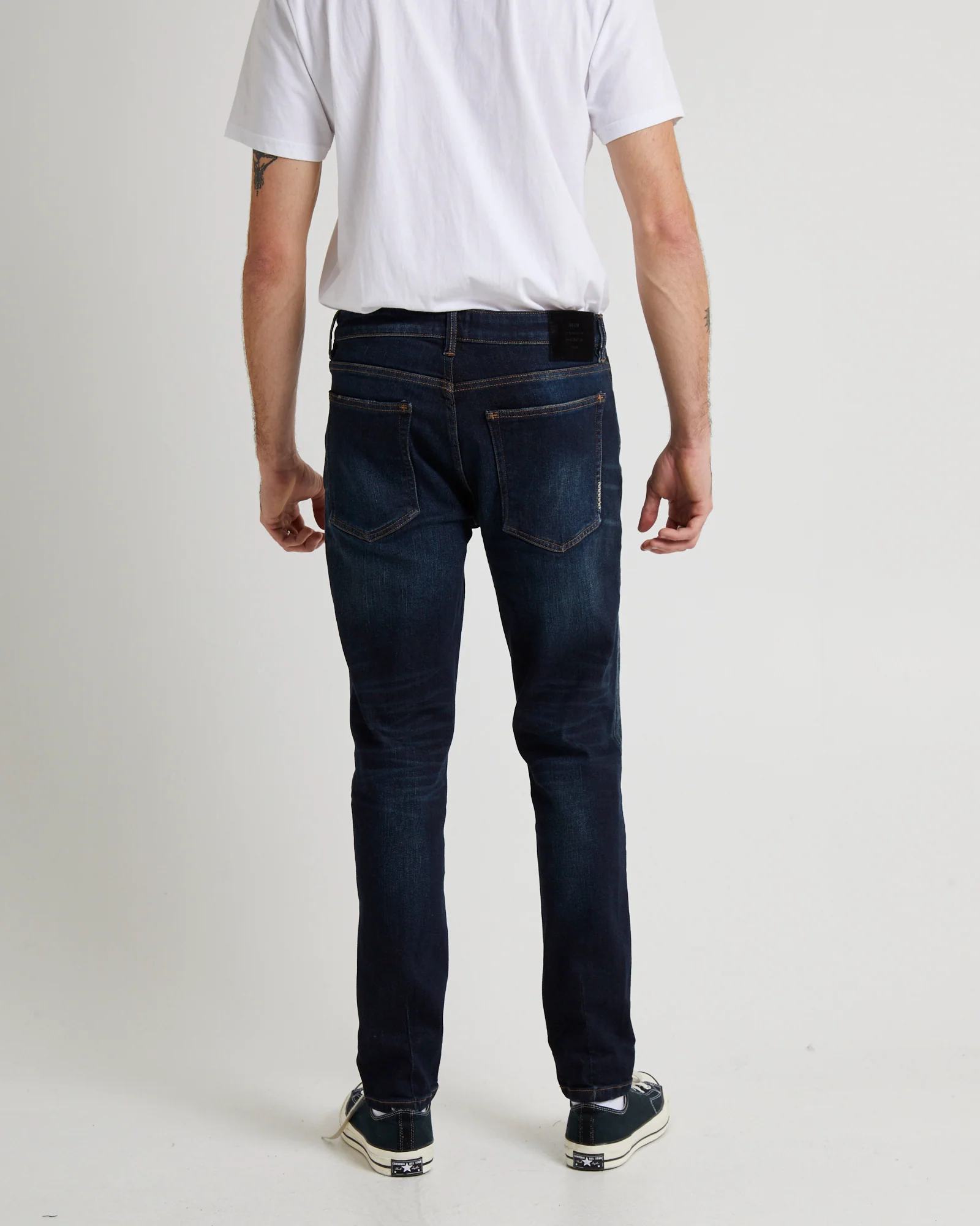 Ray Tapered Lost Denim Jeans - Image 5